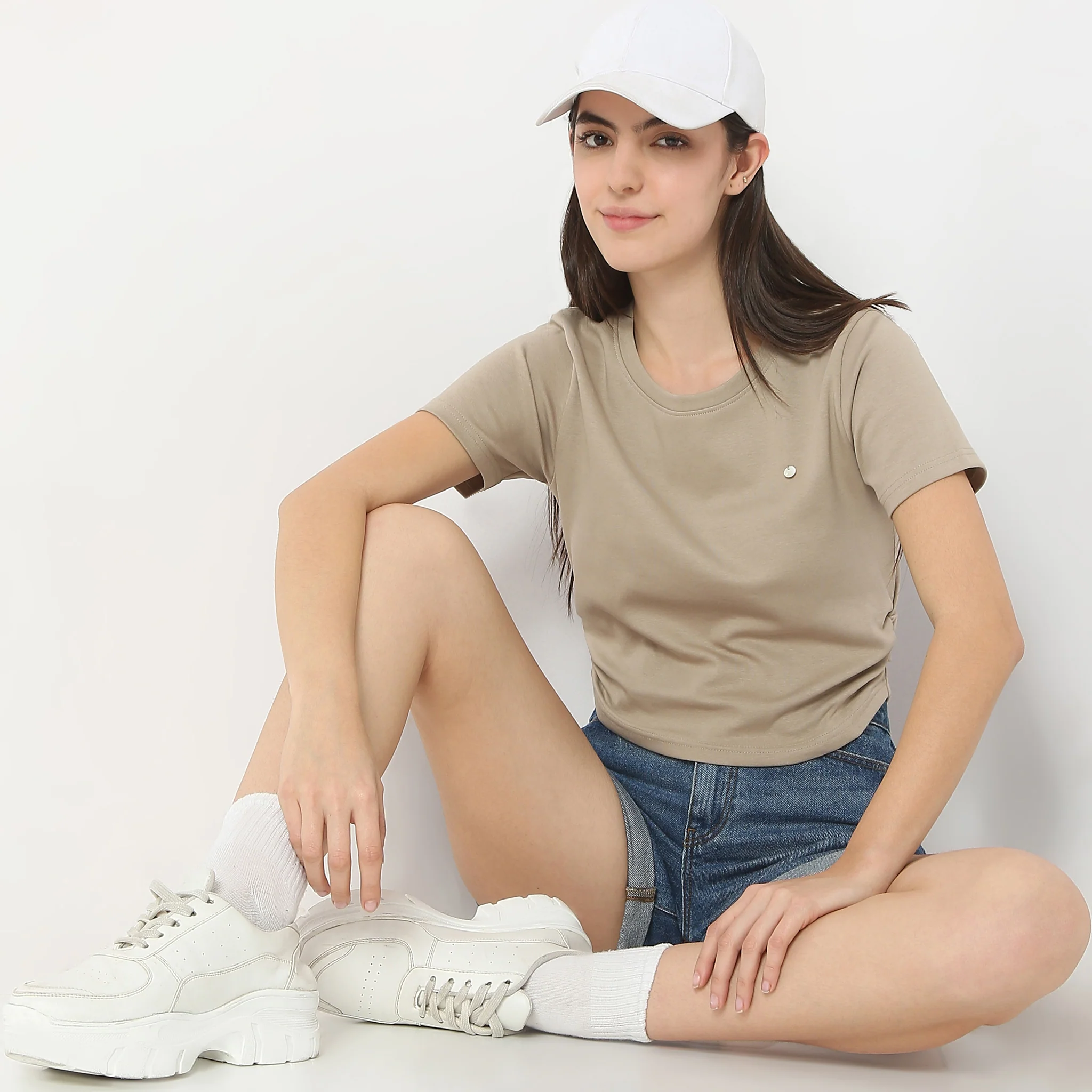 Slim Fit Short Sleeve Crop T-Shirt - Image 11