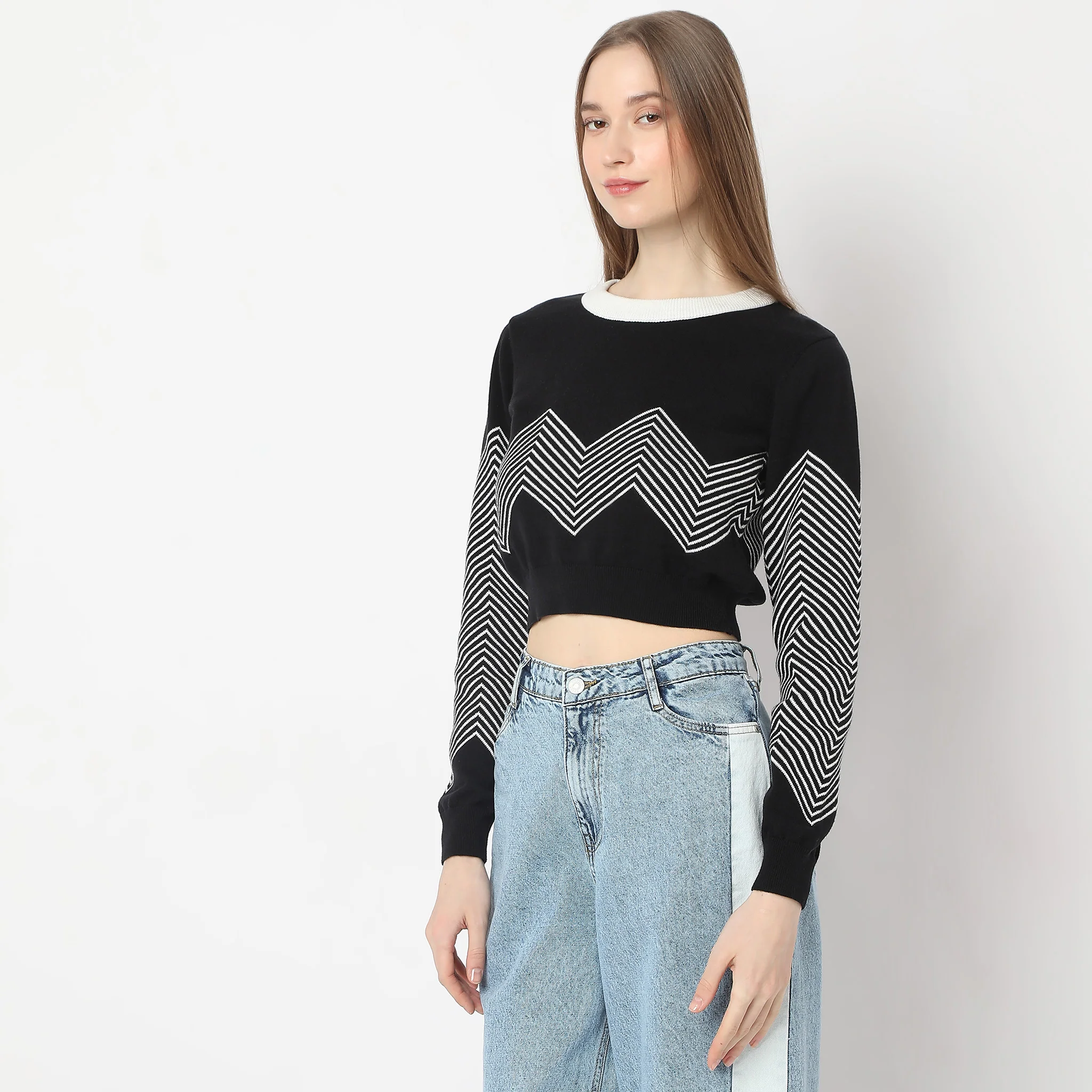 Slim Fit Striped Boat Neck Flat Knits Full Sleeve Crop T-Shirt - Image 4