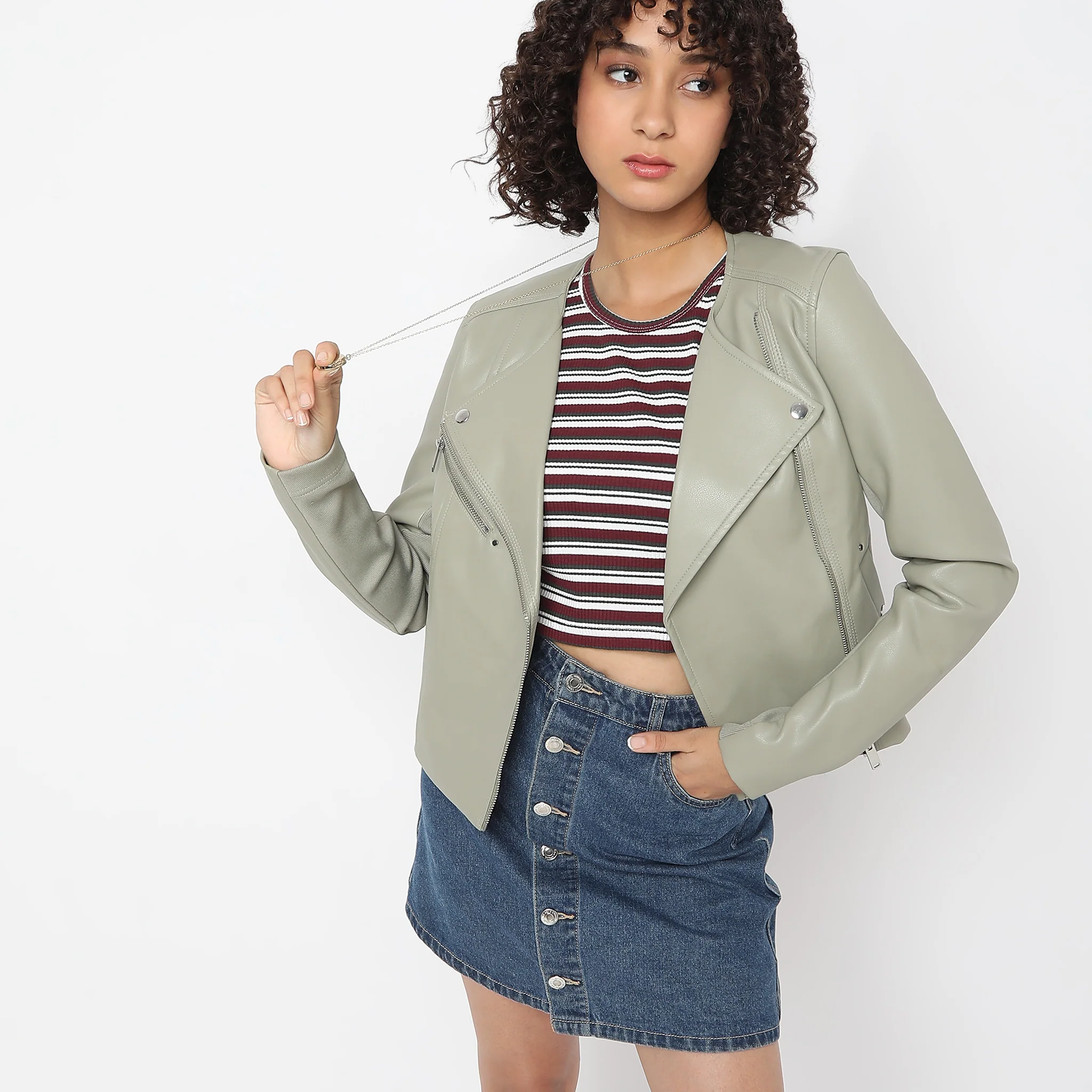 Slim Fit Striped Crew Neck Crop T-Shirt - Image 7