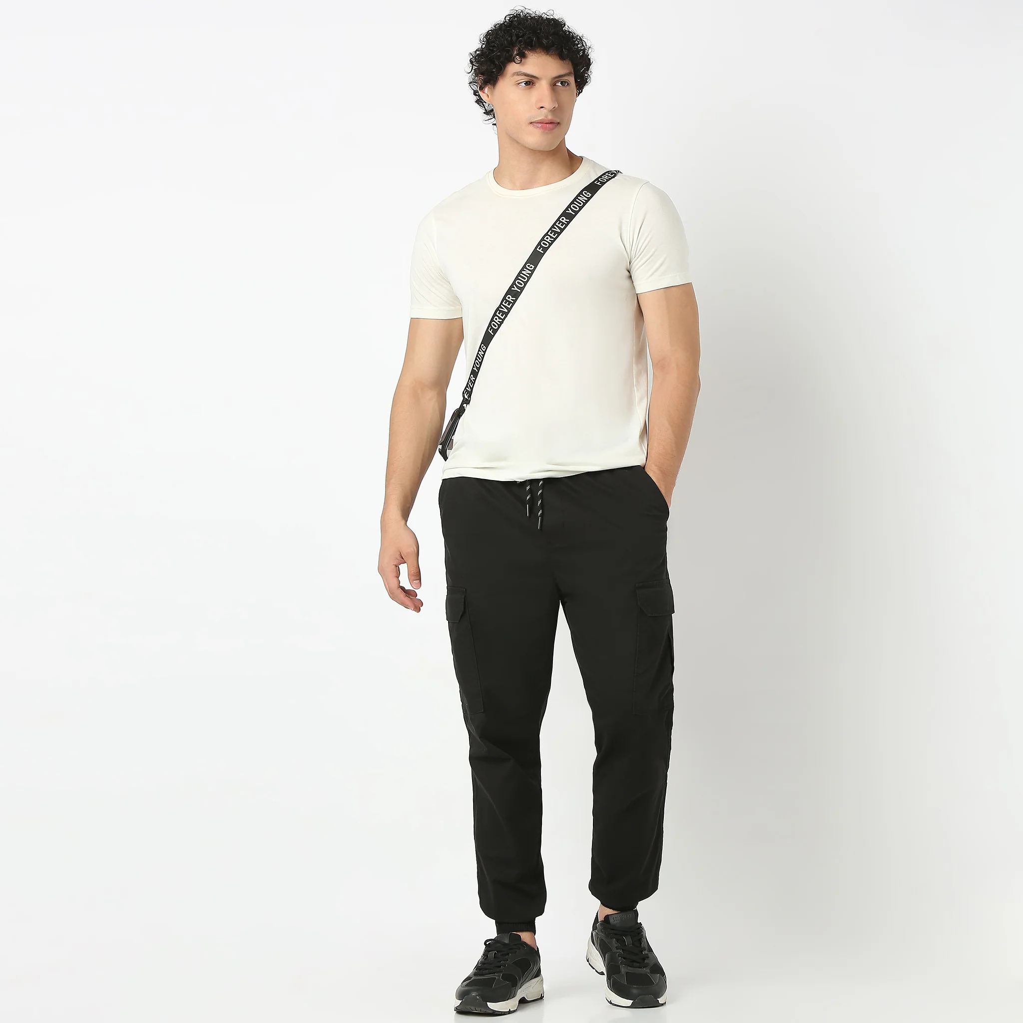 Regular Fit Cotton Heavy Duty Cargo Pants With Utility Pockets