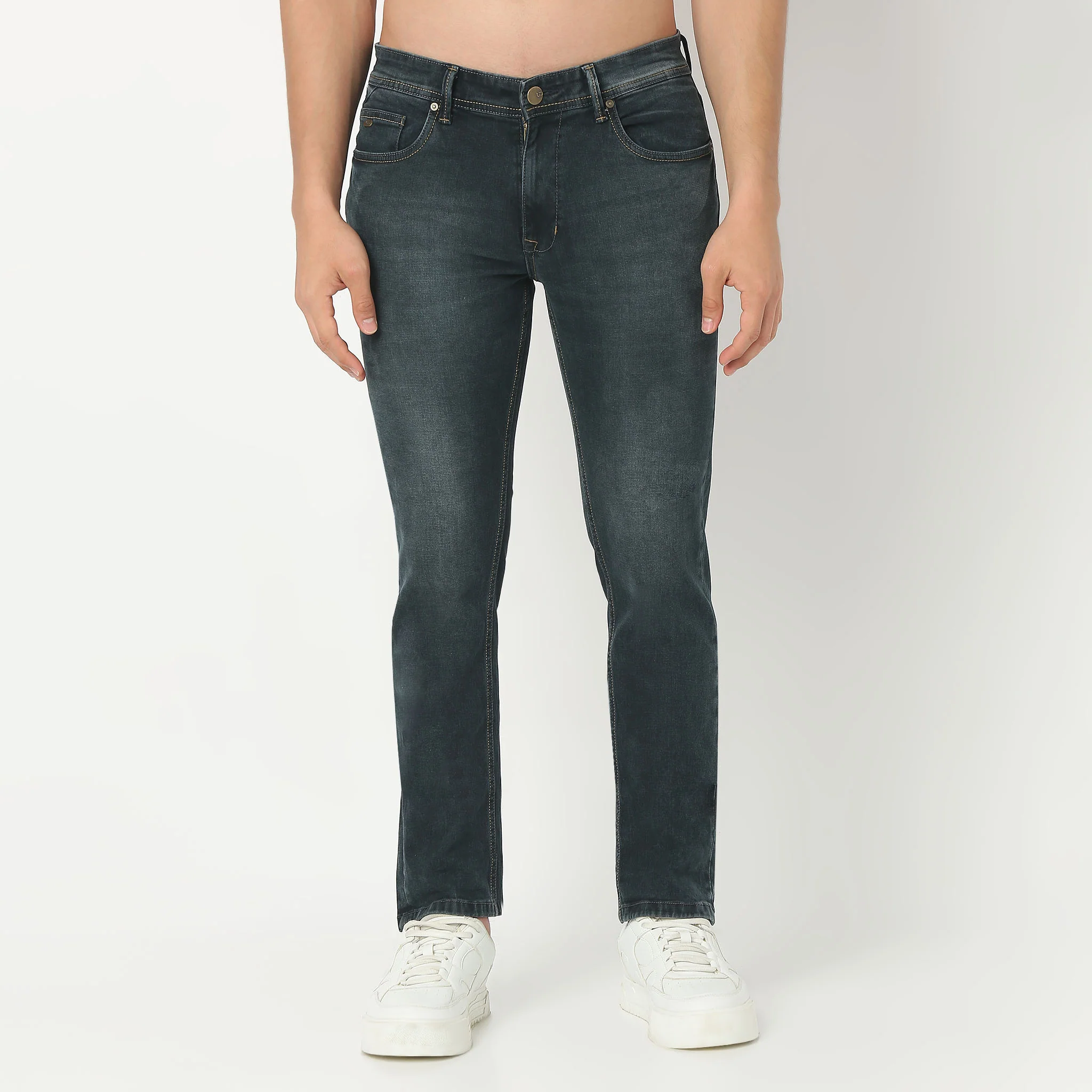 Solid Knitted Structured Tinted Vintage Straight Fit Jeans - Image 2
