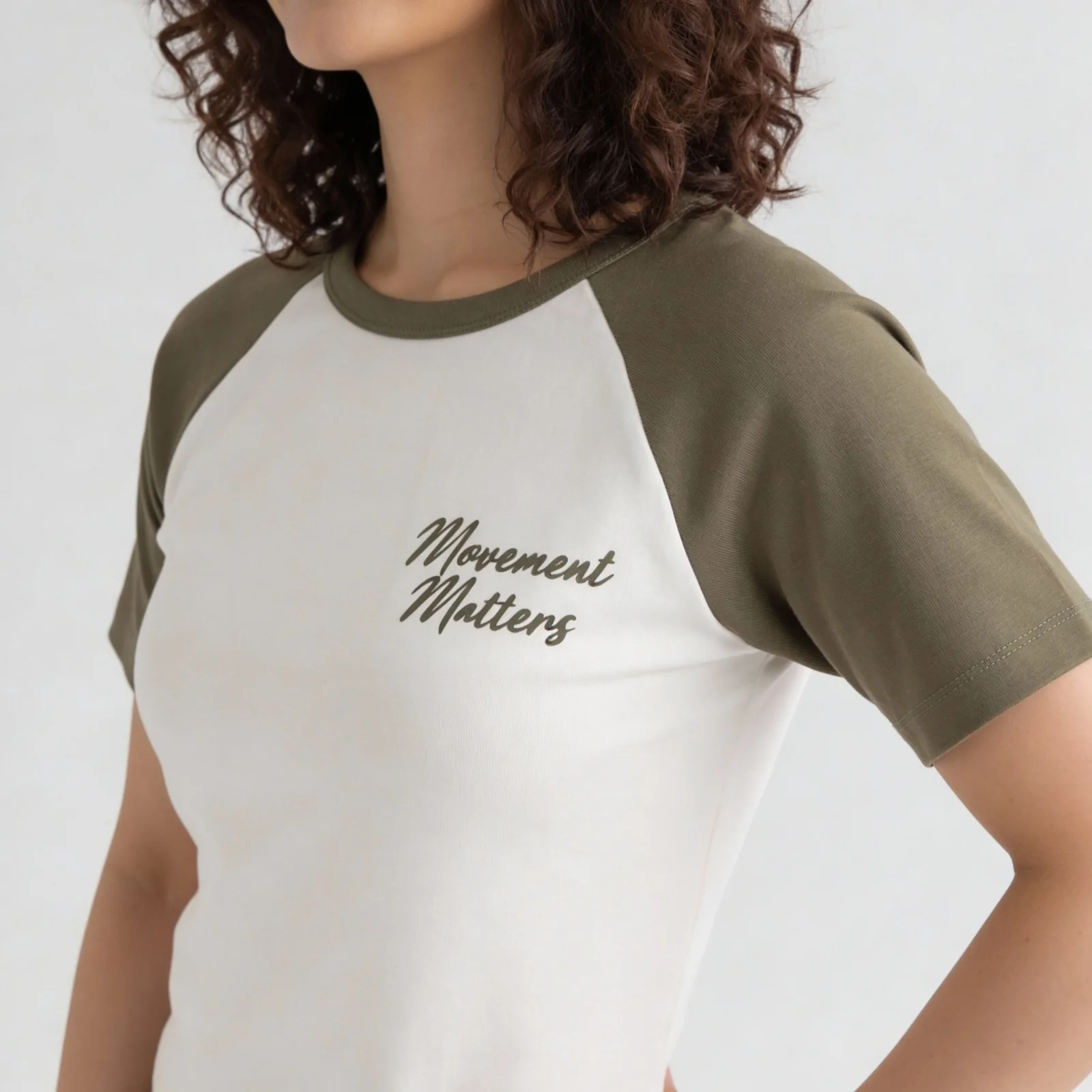 Solid Slim Fit Crop T-Shirt - Image 4