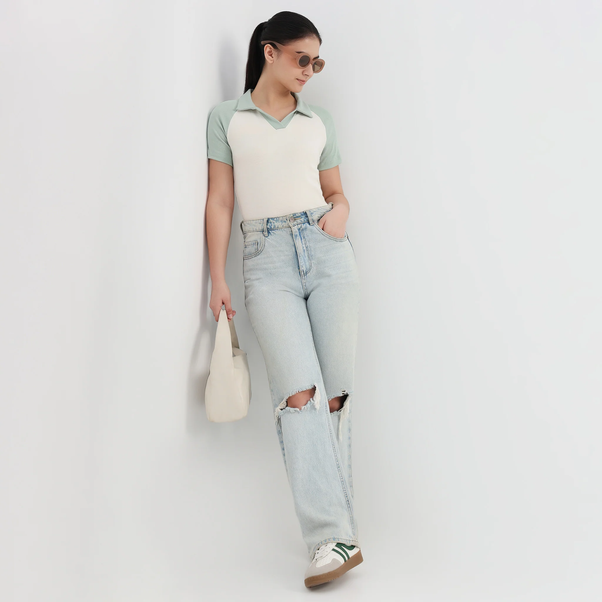 Solid Slim Fit Crop T-Shirt