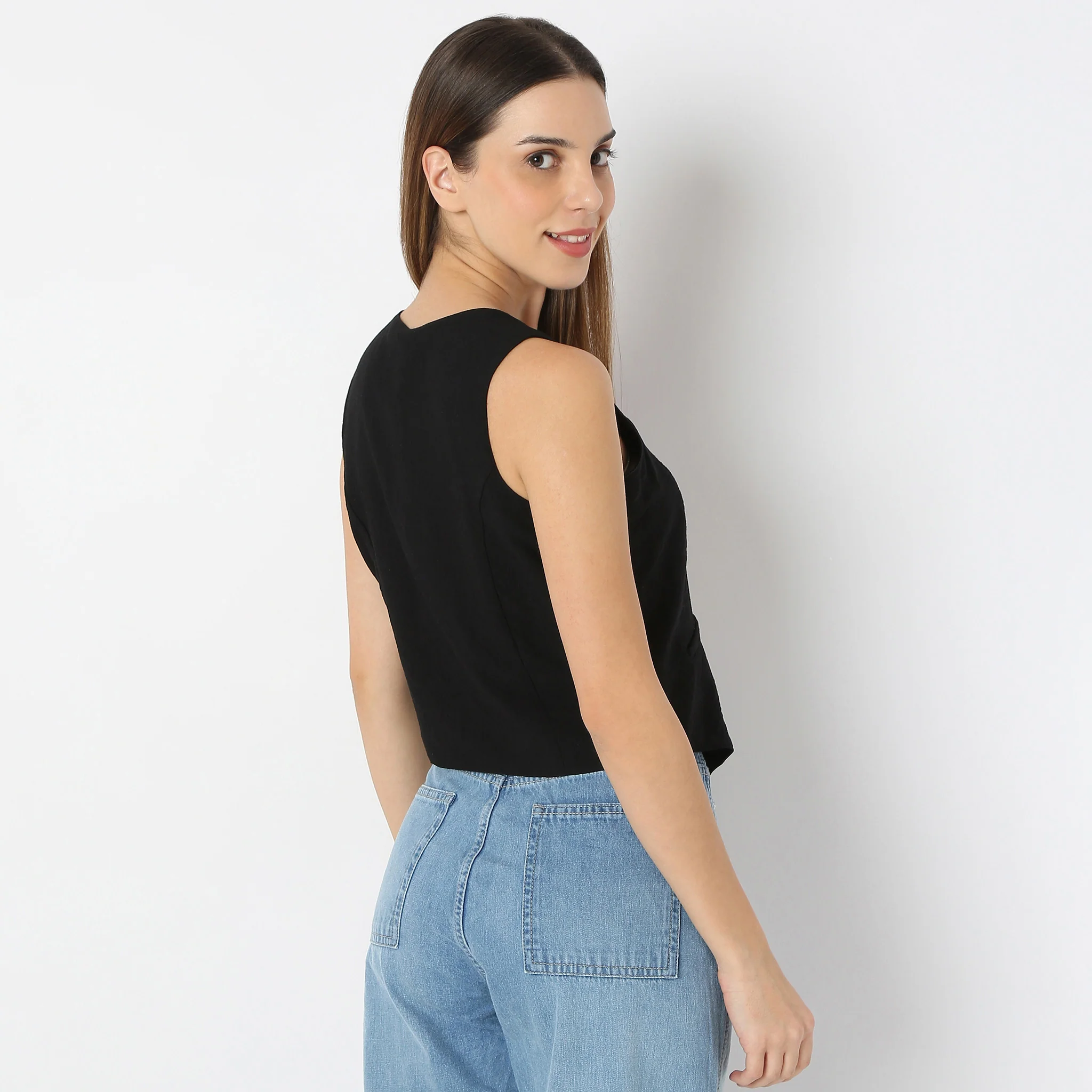 Solid V-Neck Sleeveless Top - Image 3