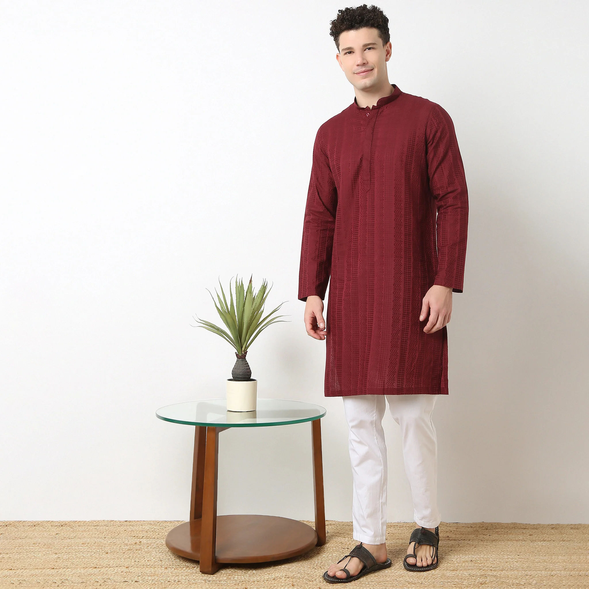 Straight Fit Lapet Long Kurta