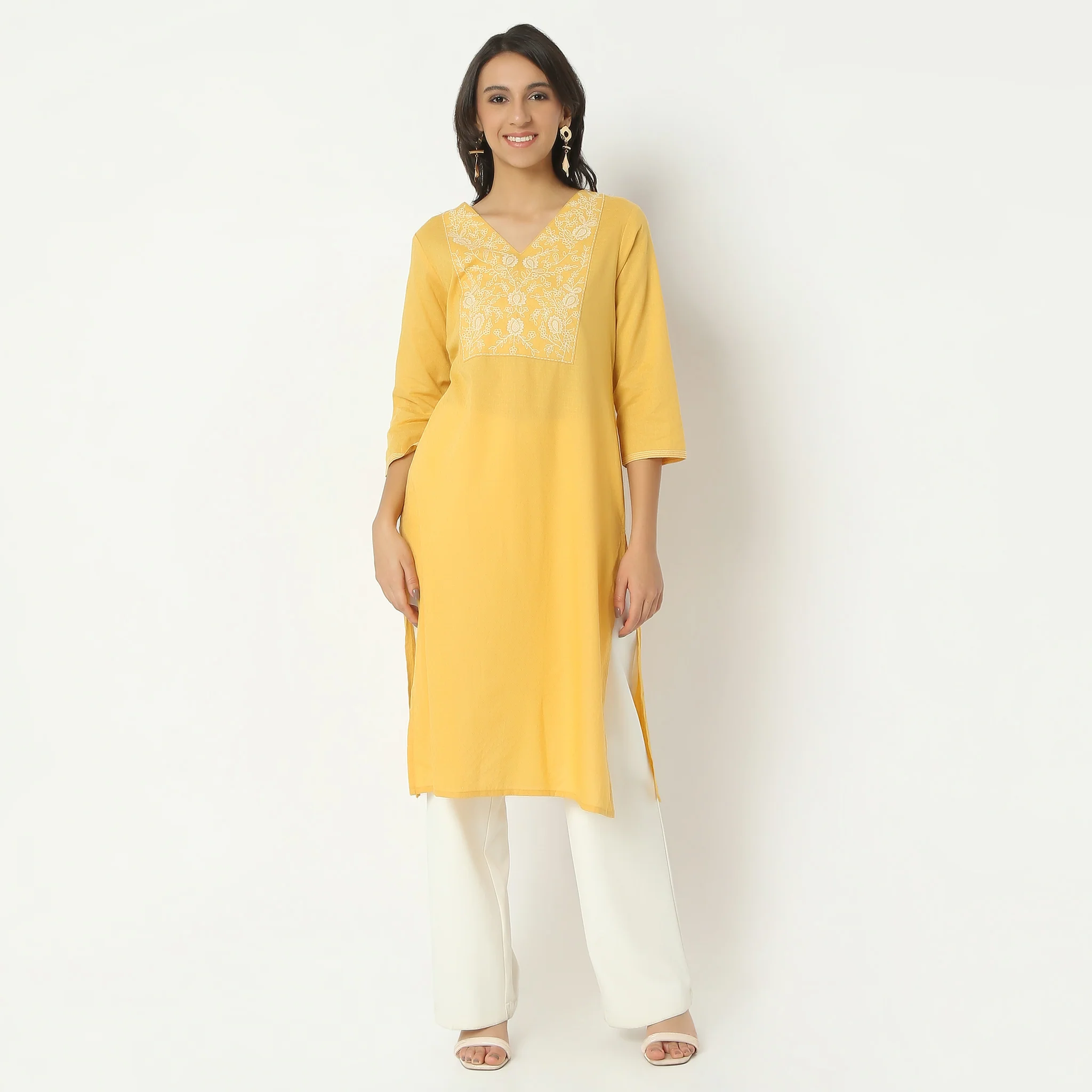 Straight Fit Embroiderd Calf Length V-Neck Kurta - Image 2
