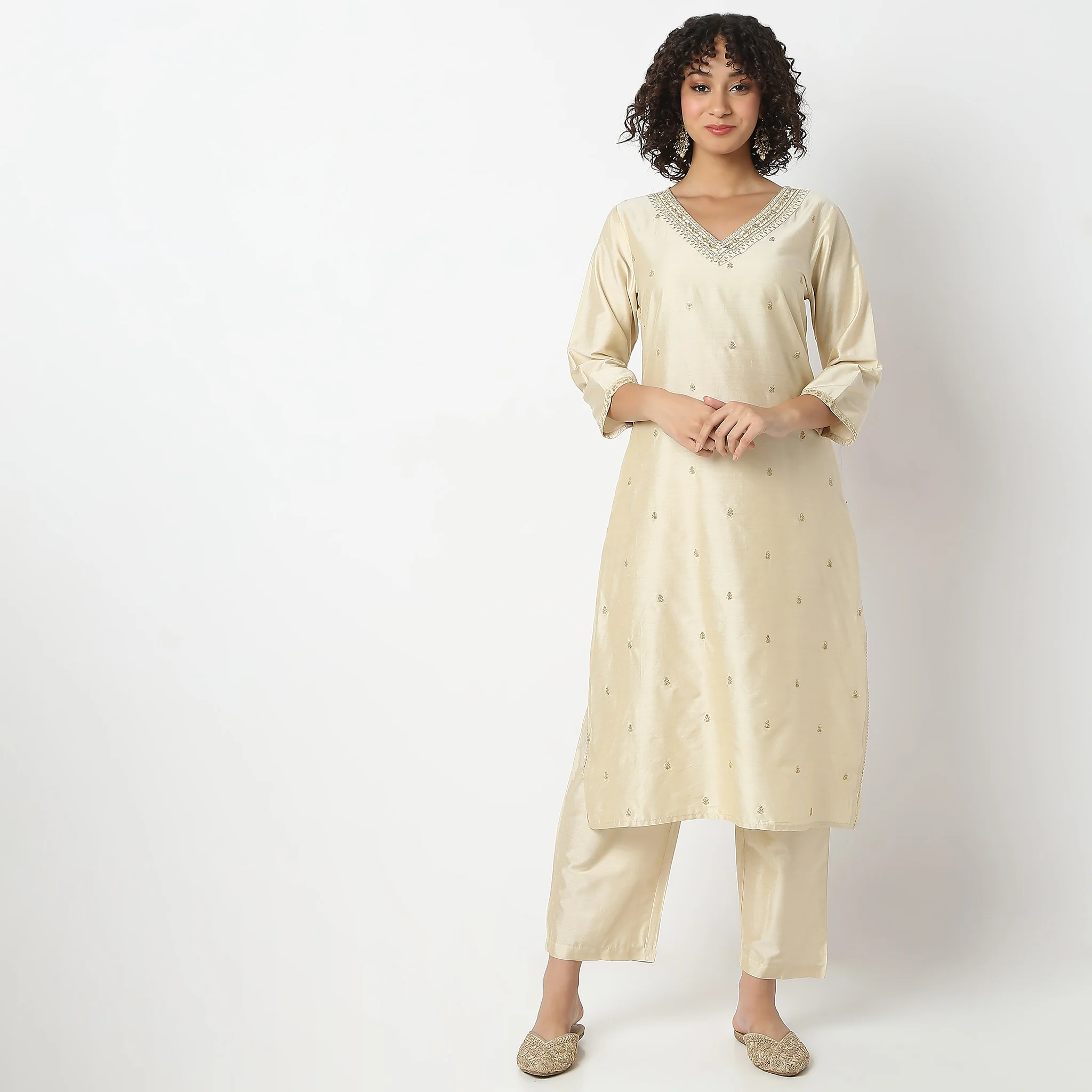 Straight Fit Embroidered Kurta And Pant With Dupatta Set - Image 2