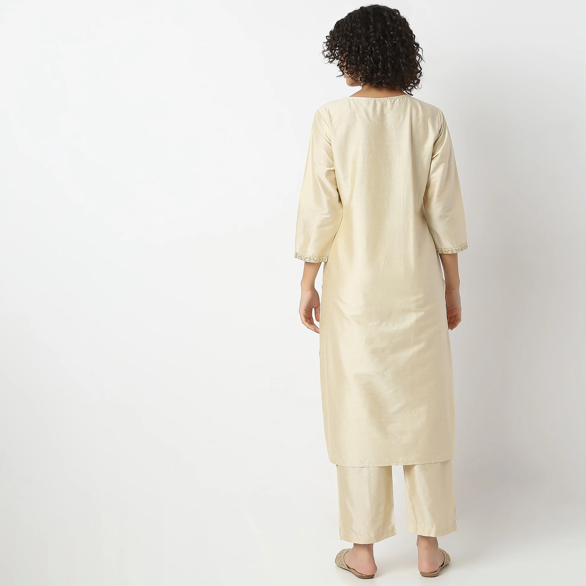 Straight Fit Embroidered Kurta And Pant With Dupatta Set - Image 3
