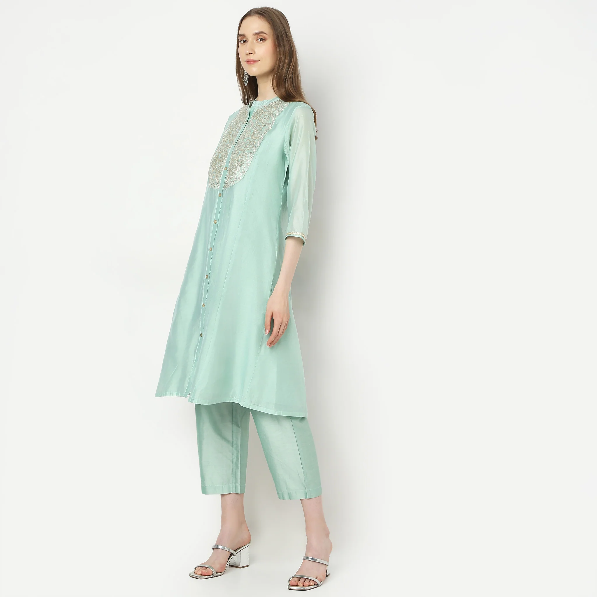 Straight Fit Embroidered Kurta And Pant With Dupatta Co-Ords - Image 5