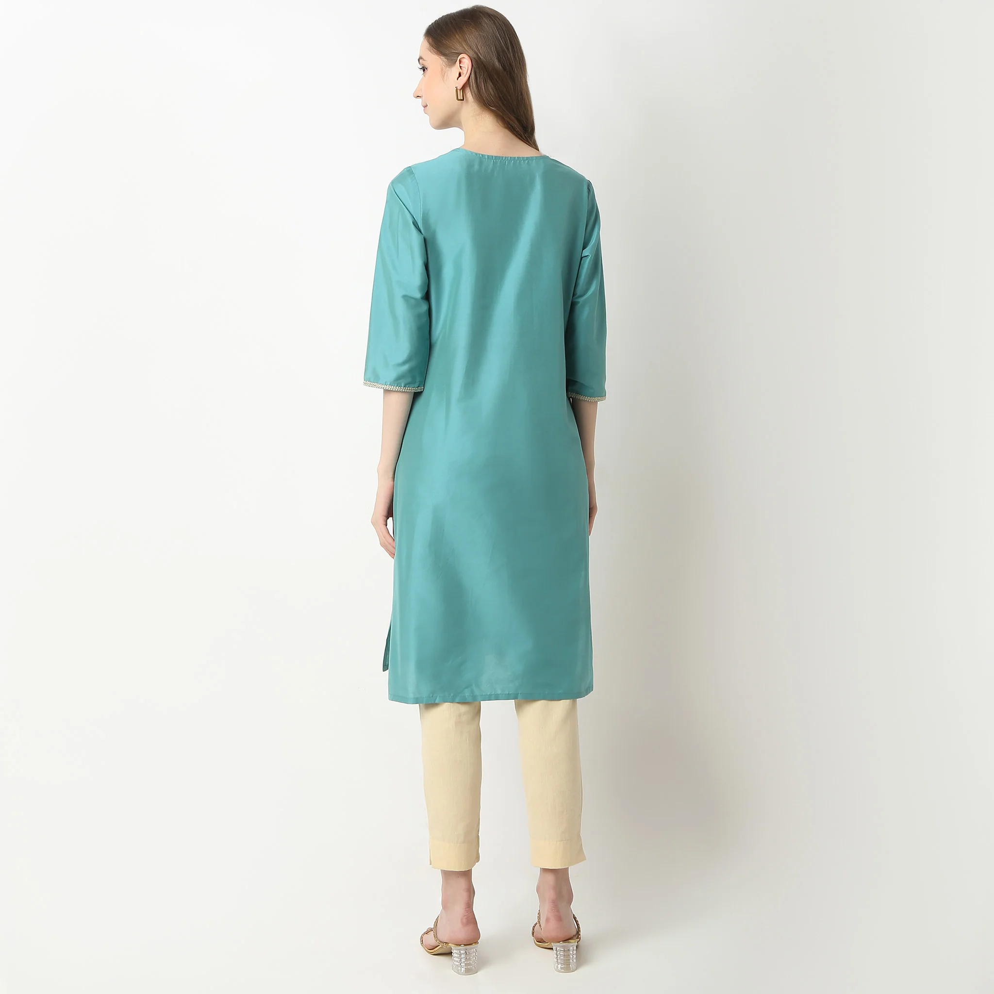 Straight Fit Embroidered Kurta - Image 8