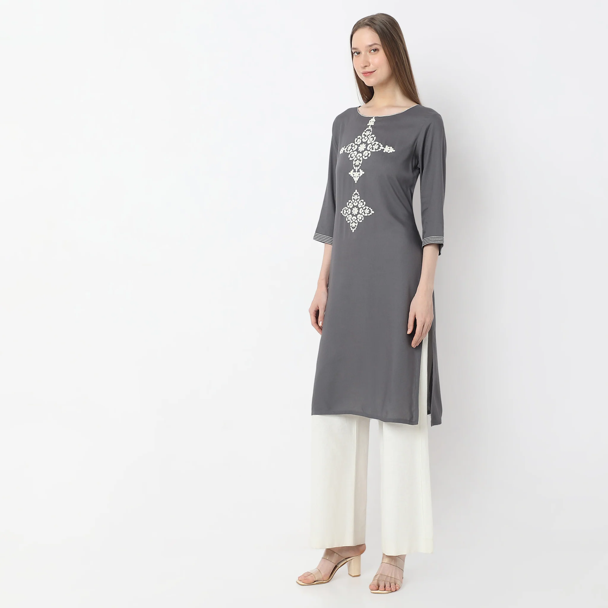 Embroidered Boat Neck Kurta - Image 10