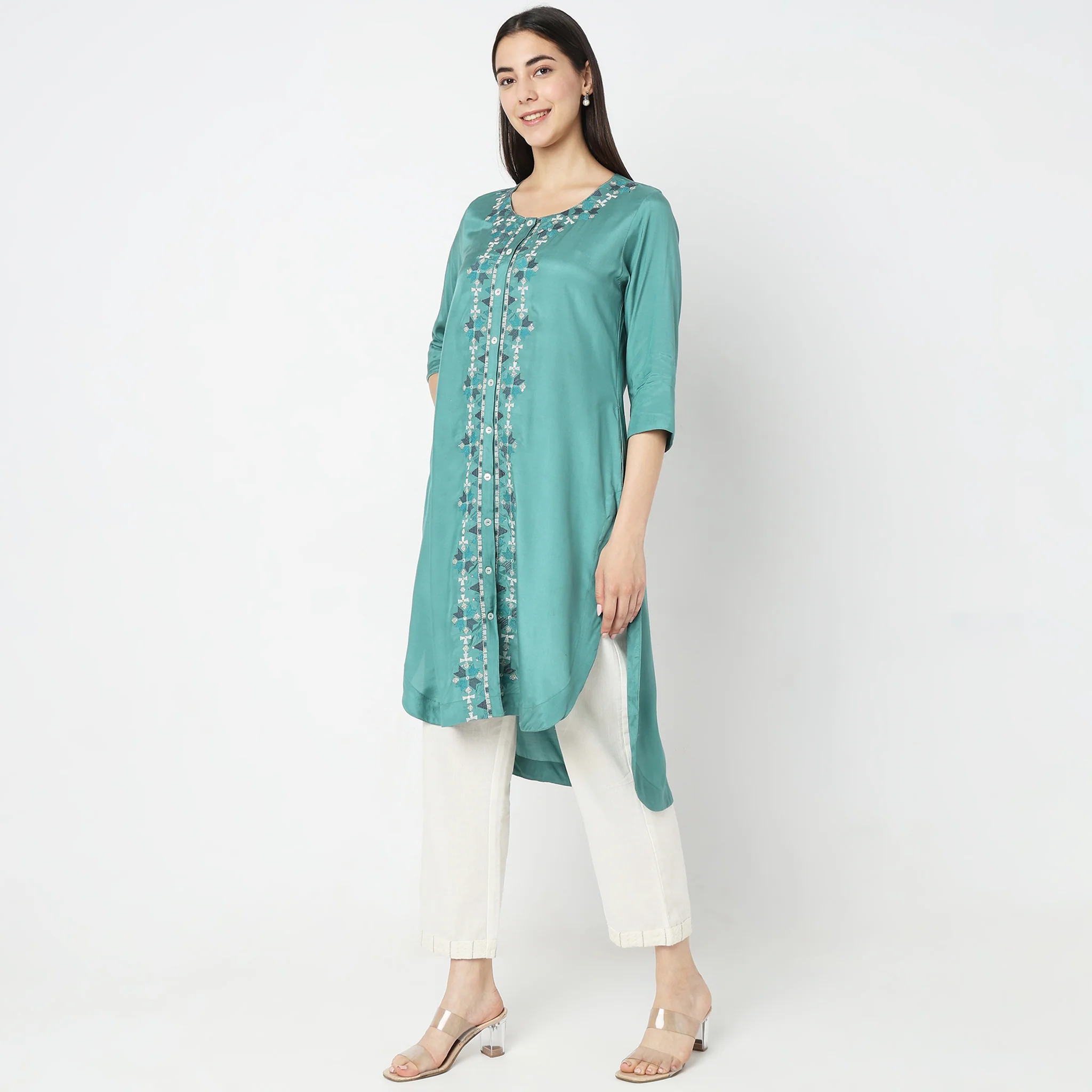 Straight Fit Embroidered Kurta - Image 5