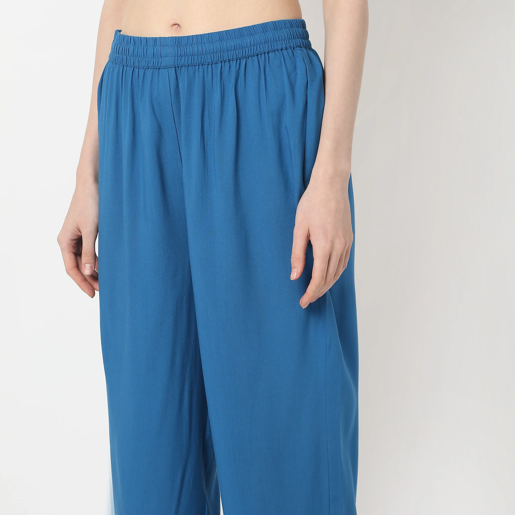 Straight Fit Shirt Collar Straight Kurta With Pant Set - Image 6
