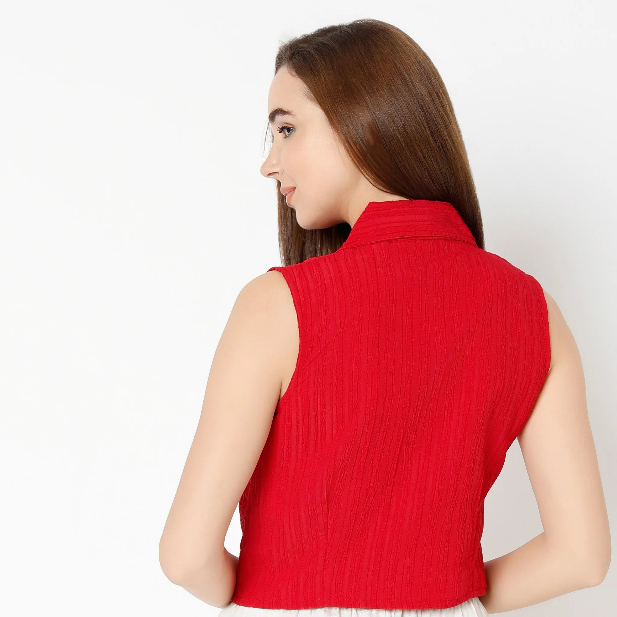 Embroidered Sleeveless Crop Top - Image 3