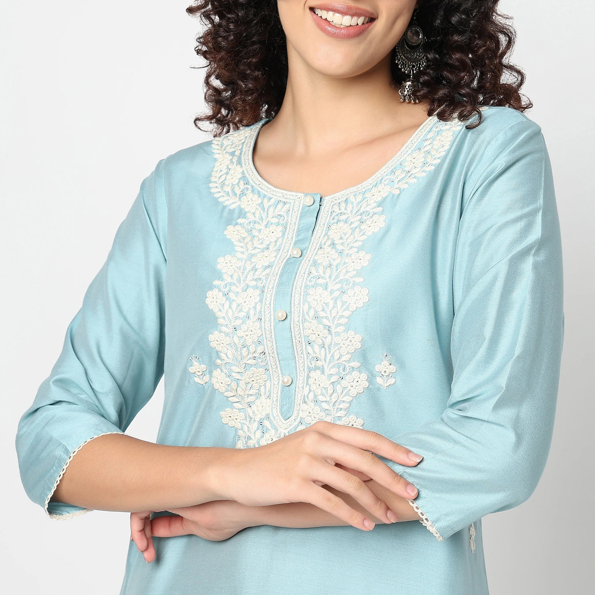 Straight Fit Embroidered Traditional Kurta And Pant With Dupatta Set - Image 13