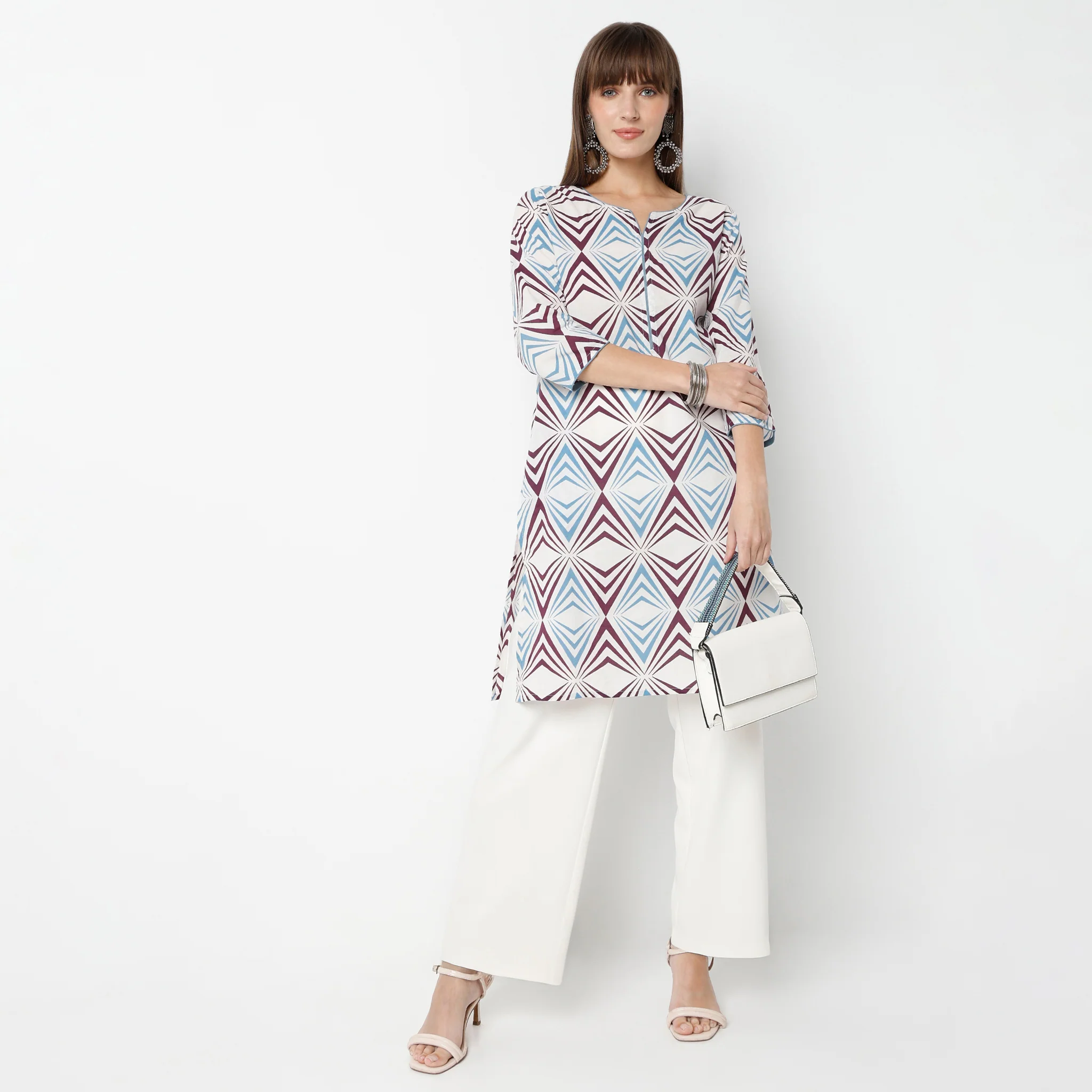 Floral Straight Kurta - Image 4