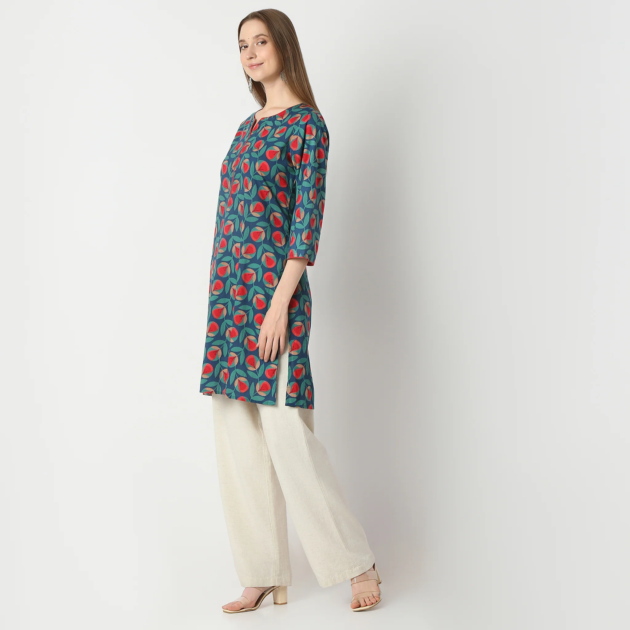 Floral Straight Kurta - Image 5