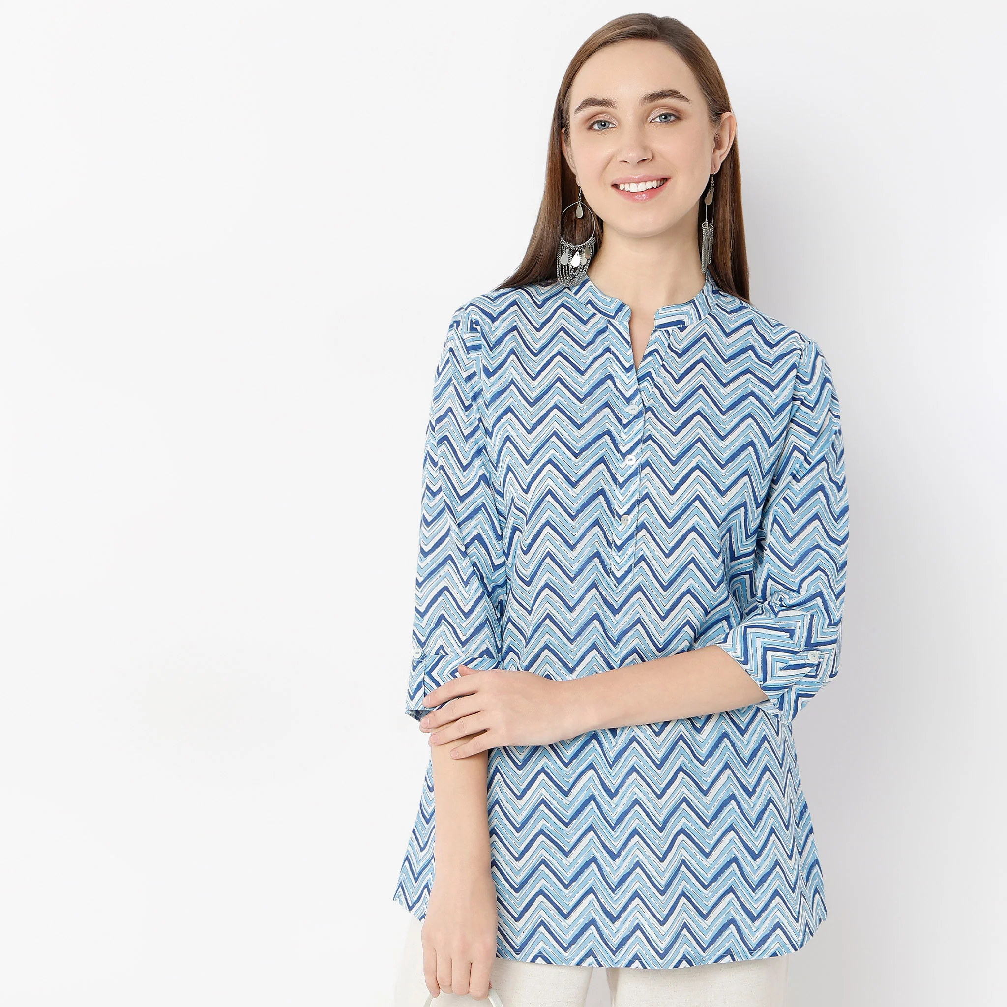 Band Neck Straight Fit Printed Short Kurta - Image 2