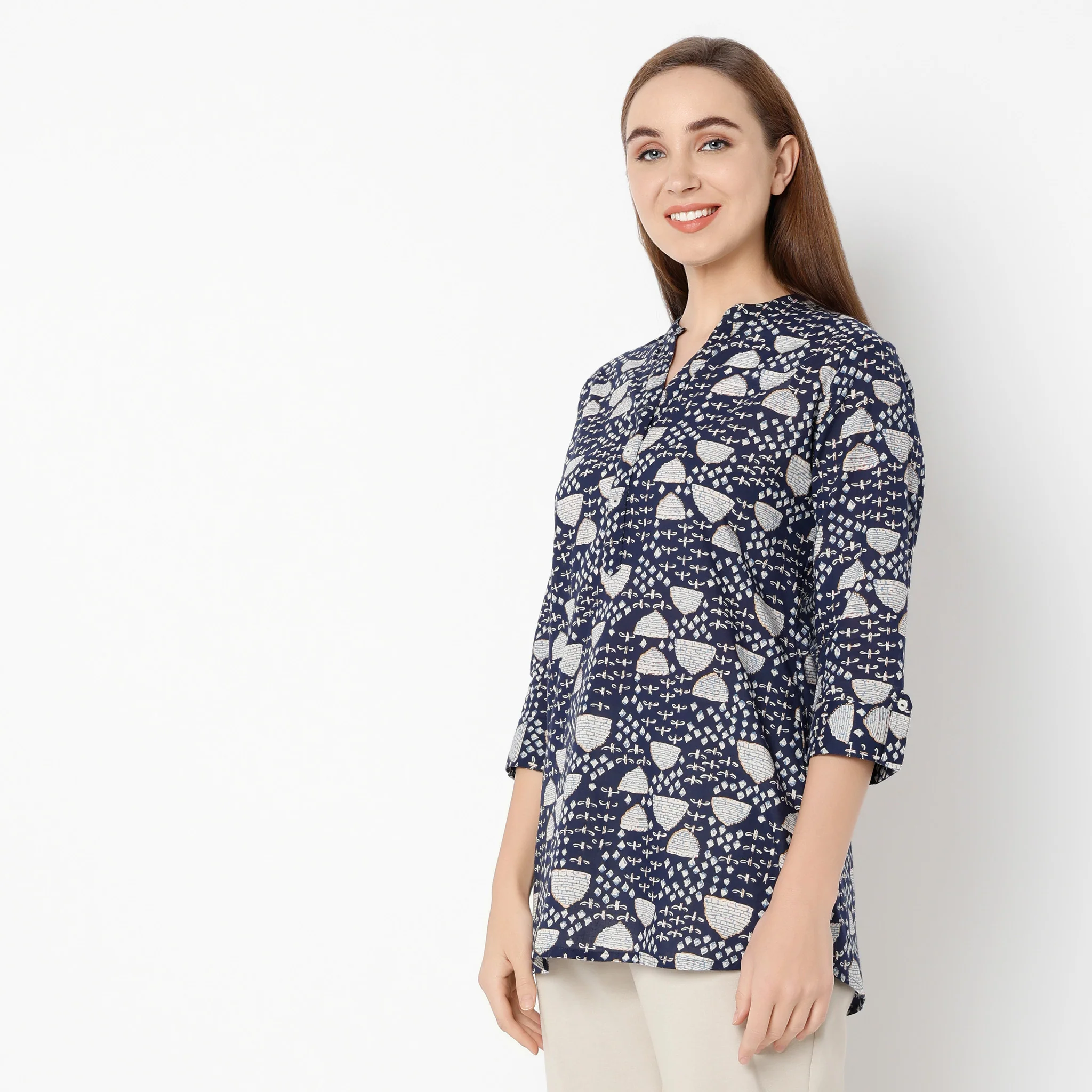 Band Neck Three-Fourth Sleeve Straight Fit Printed Short Kurti - Image 5
