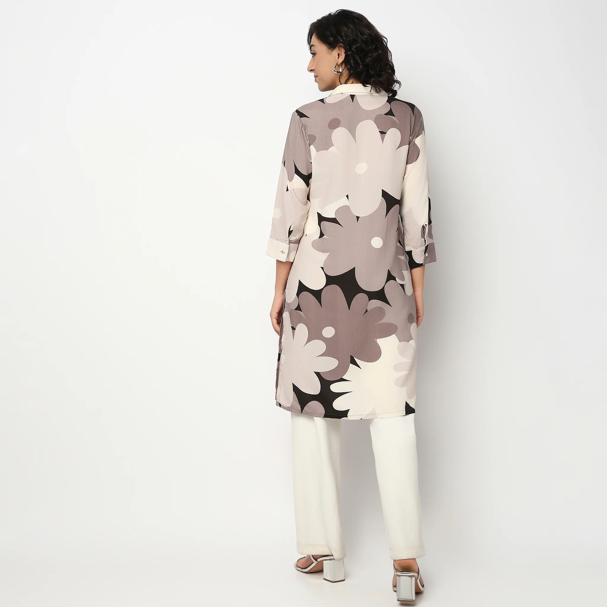 Printed Shirt Collar Kurta - Image 8