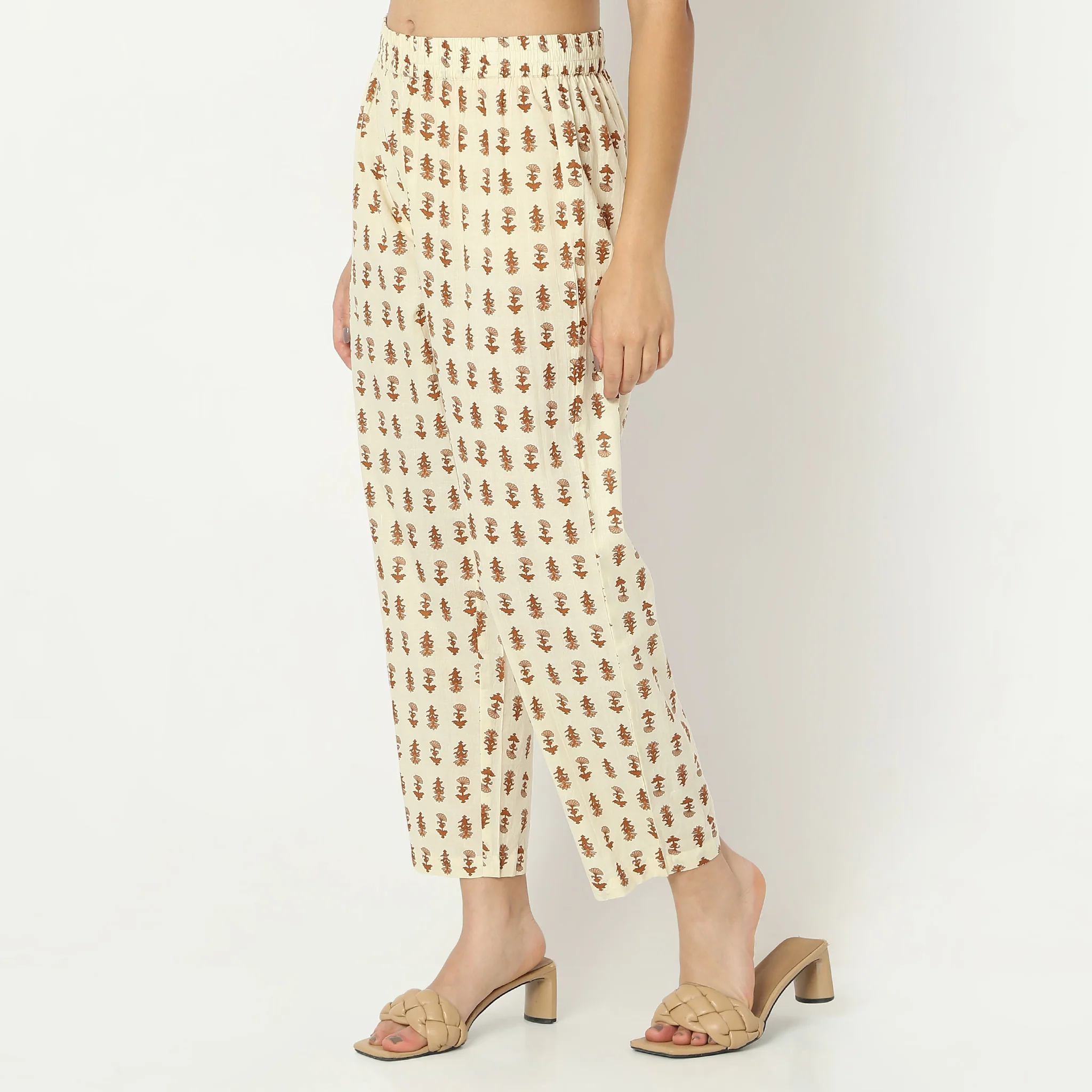 Straight Fit Printed Full Length Mid Rise Pants - Image 10