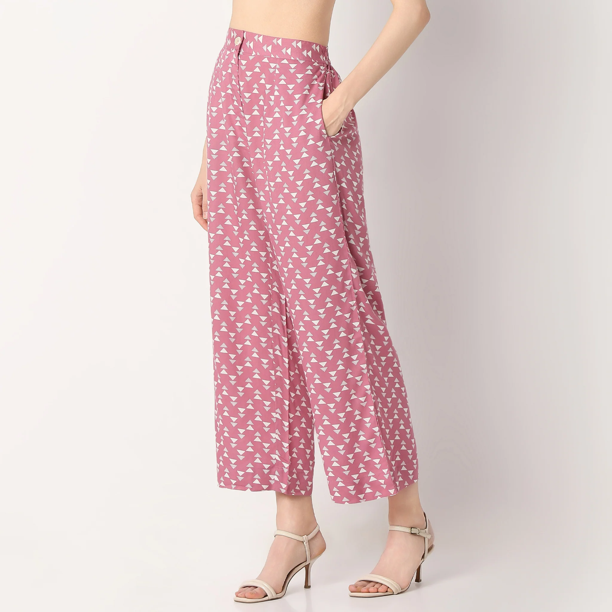 Straight Fit Printed Ankle Length A-Line High Rise Culottes - Image 5