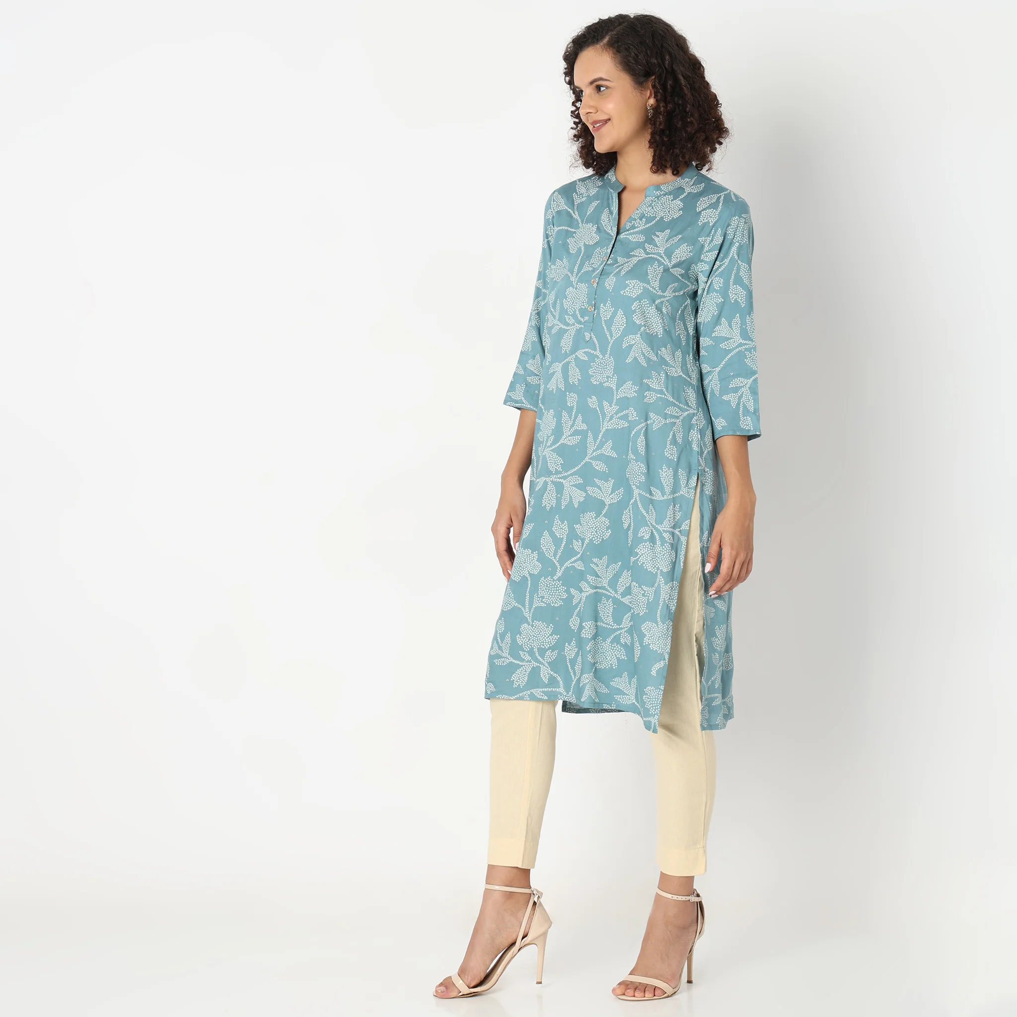 Straight Fit Printed Kurta - Image 5