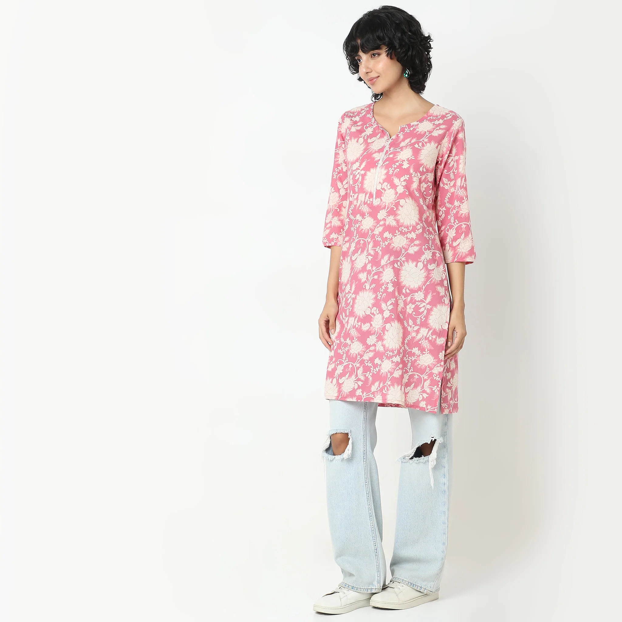 Straight Fit Printed Kurta - Image 5