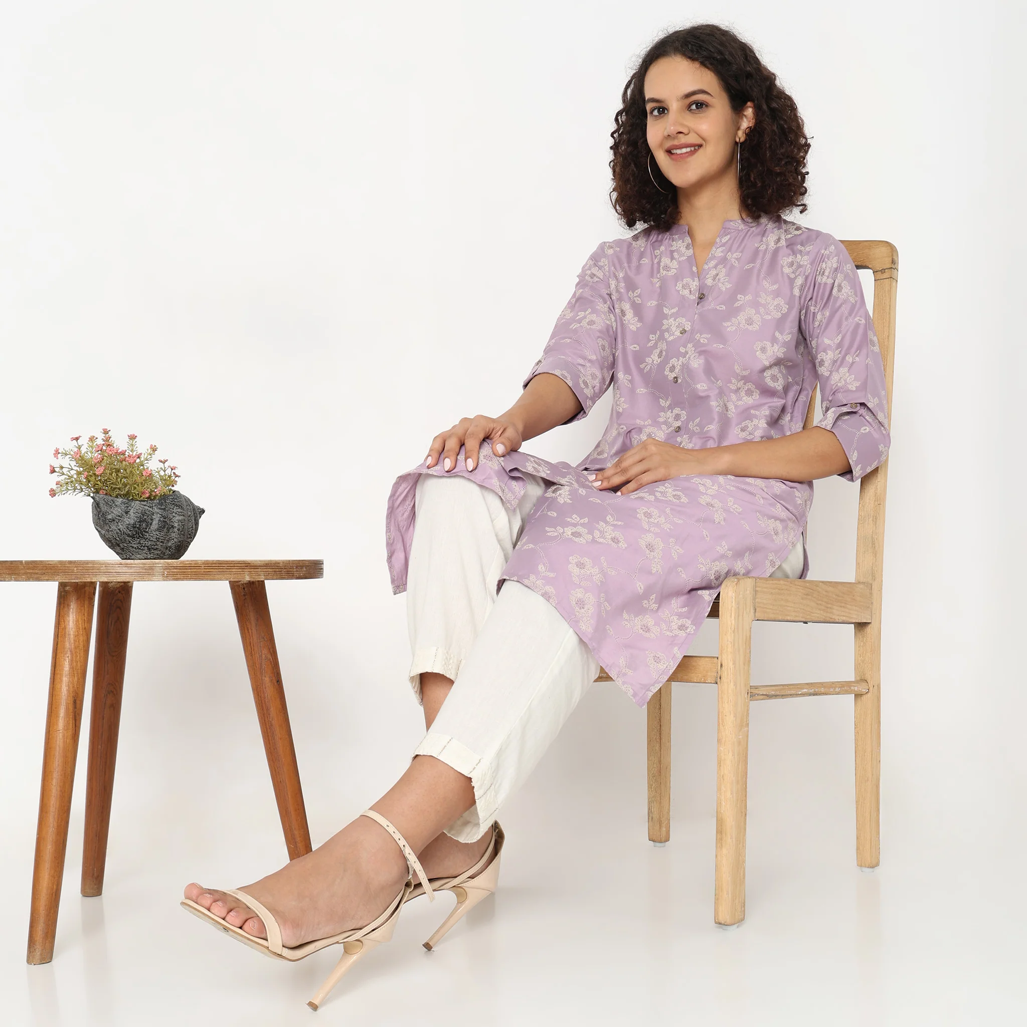 Straight Fit Printed Kurta - Image 6