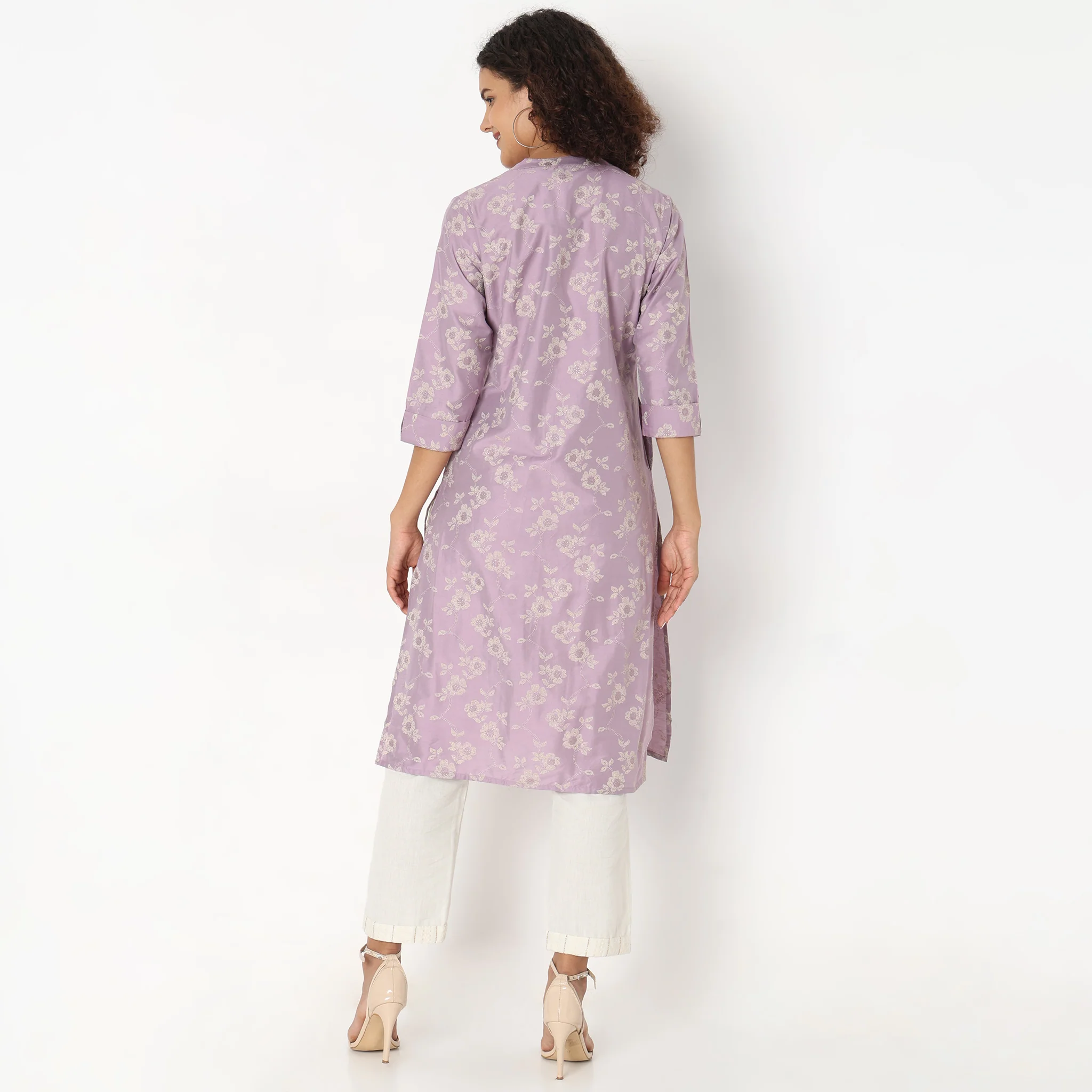 Straight Fit Printed Kurta - Image 8