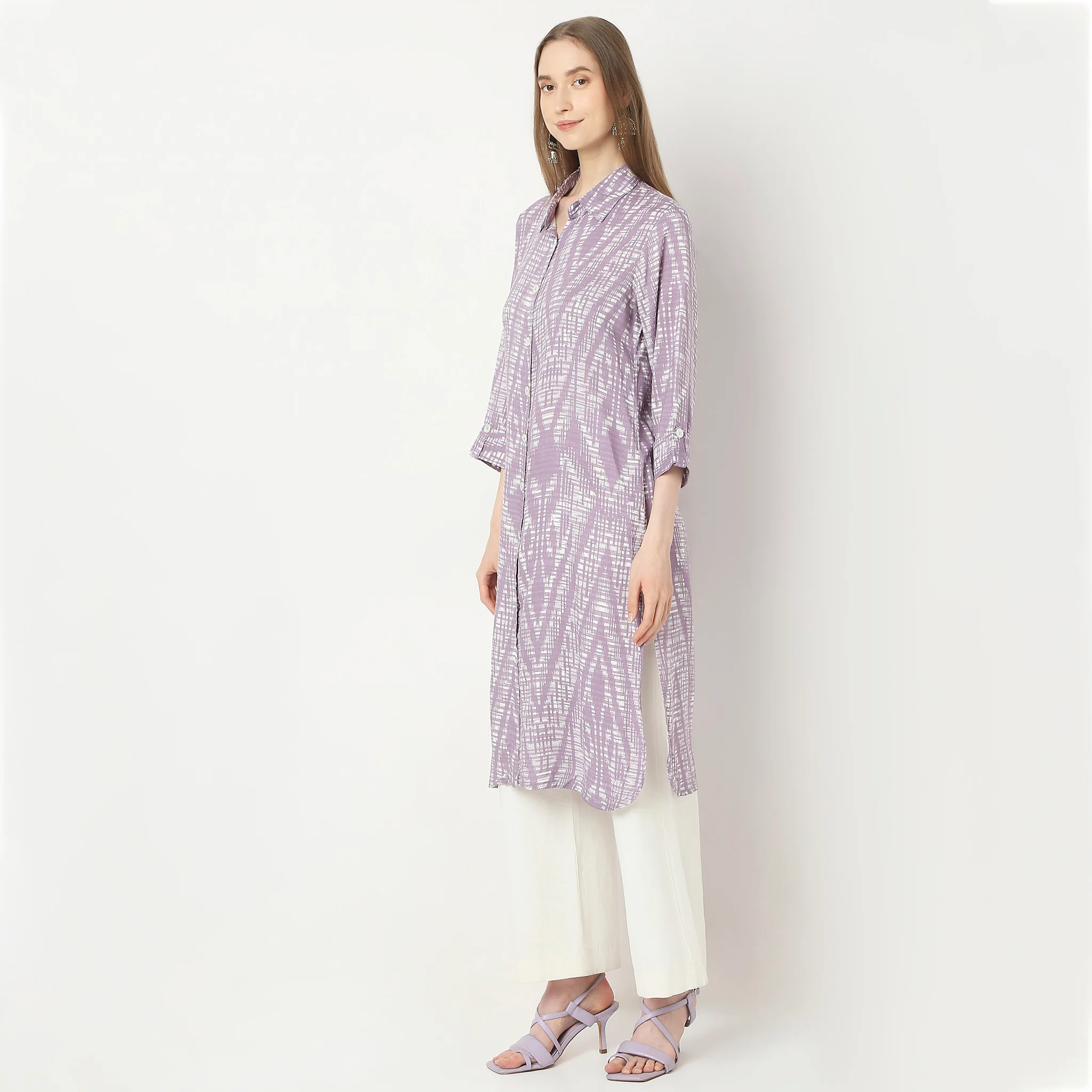 Straight Fit Printed Kurta - Image 10