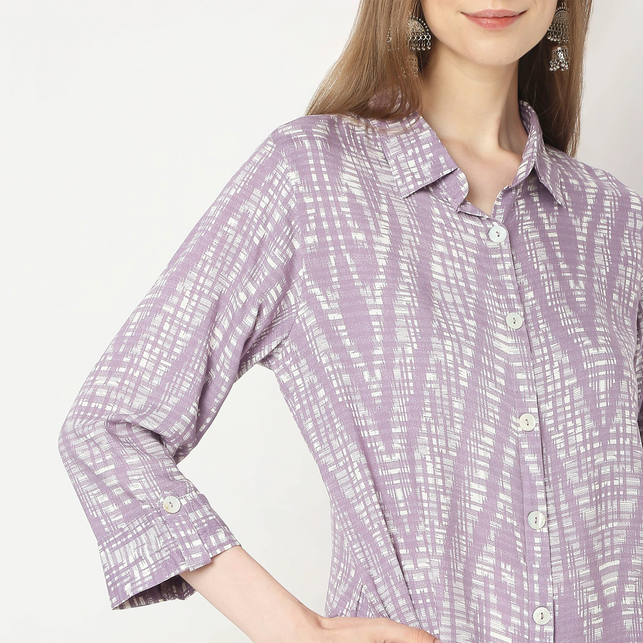 Straight Fit Printed Kurta - Image 9