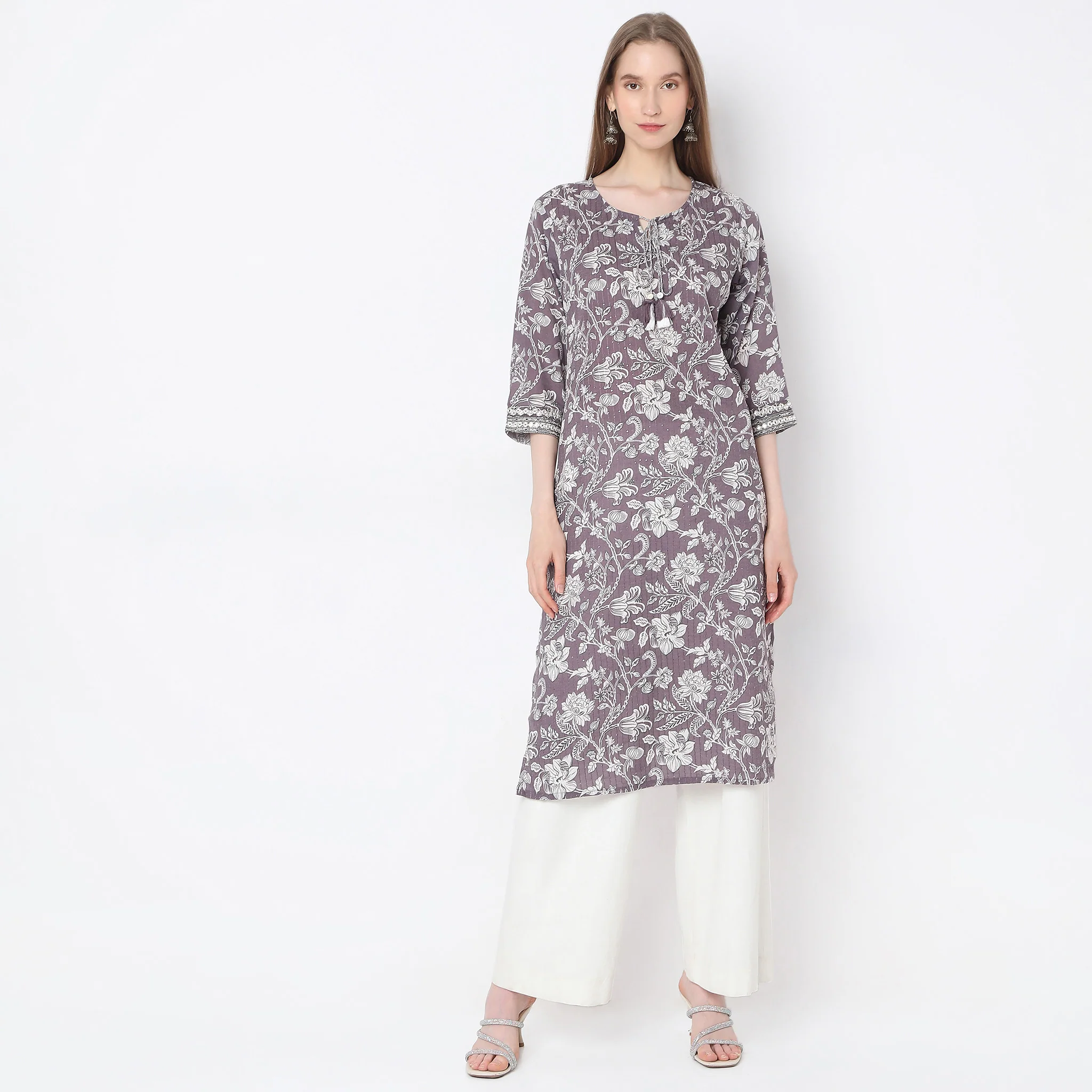 Straight Fit Printed Kurta - Image 2