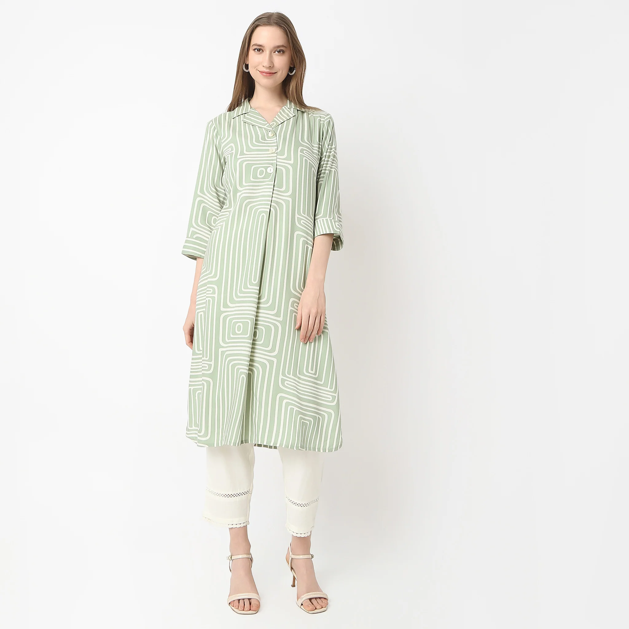 Straight Fit Printed Below Knee Lapel Collar Kurta - Image 2