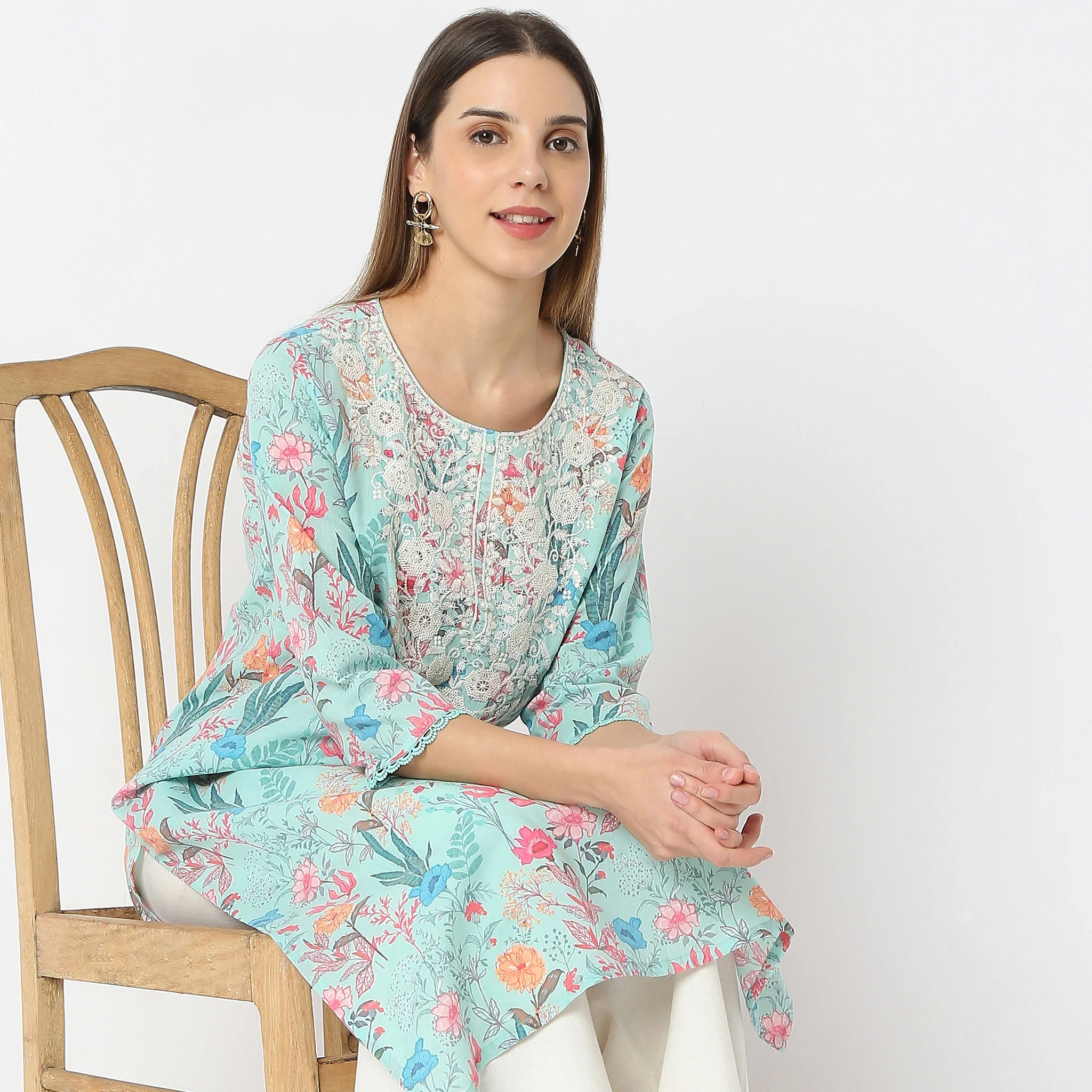 Straight Fit Printed Kurta