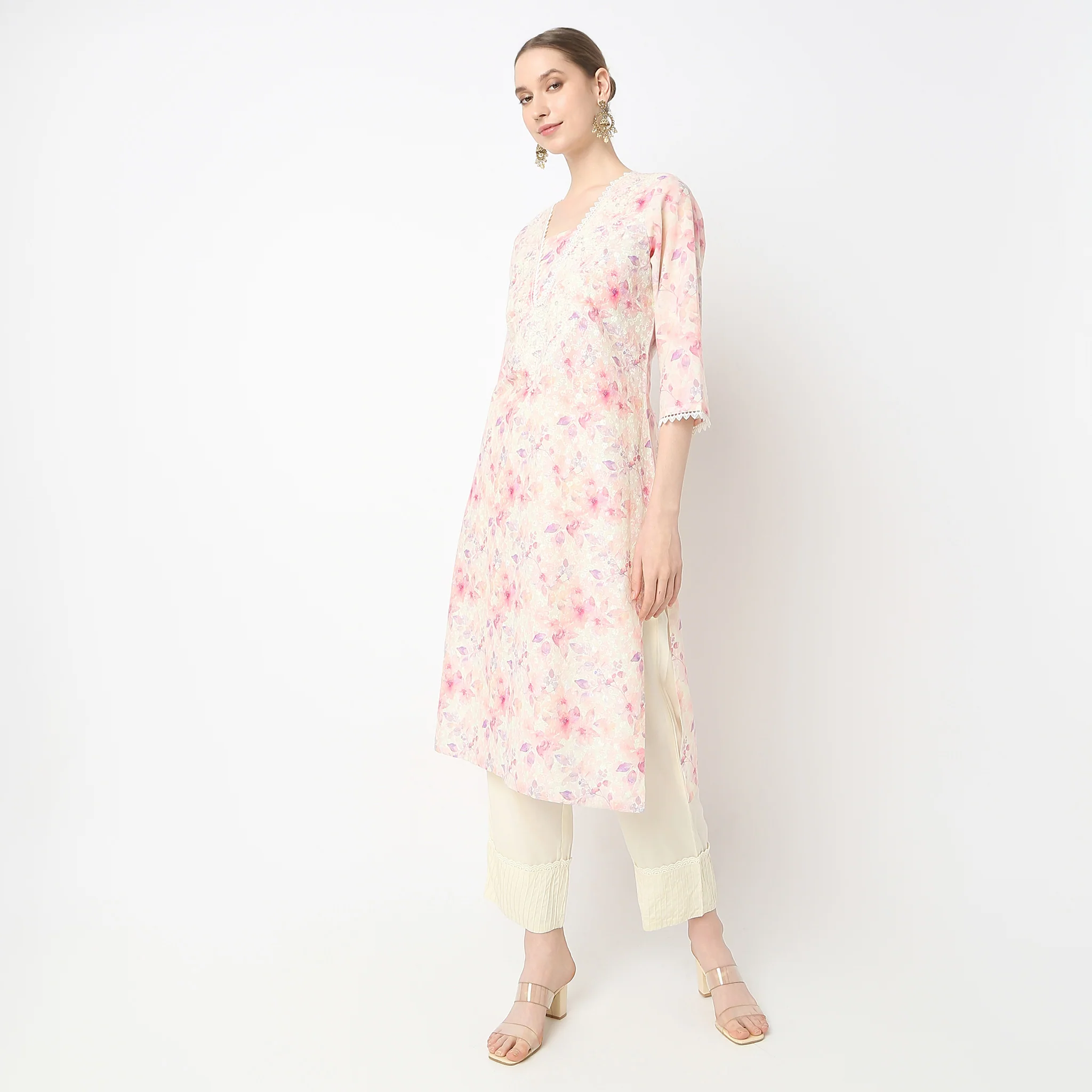 Printed V-Neck Kurta - Image 5