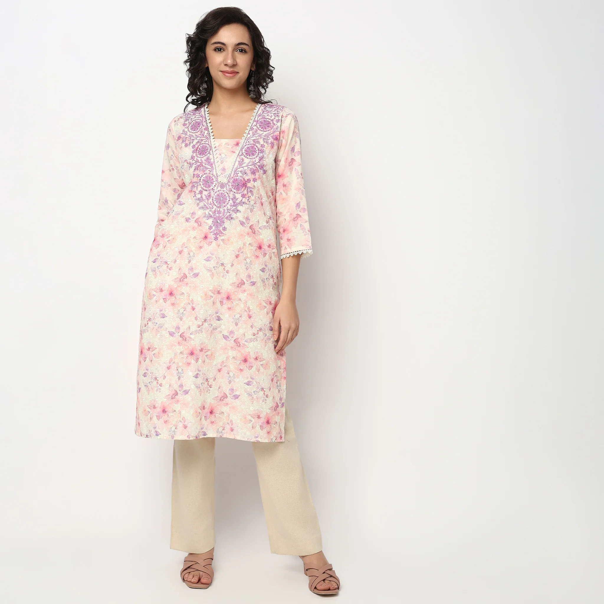Printed V-Neck Kurta - Image 7