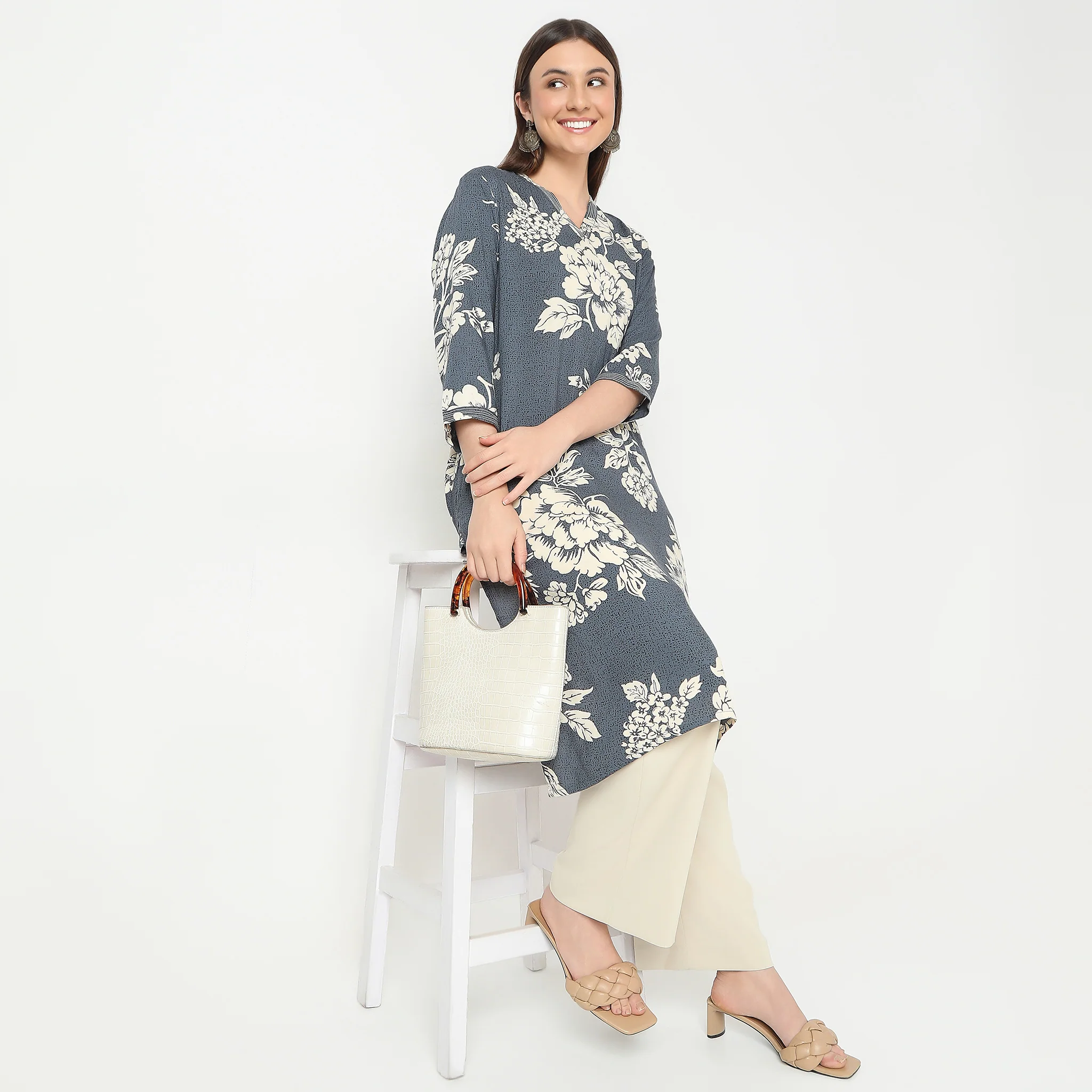 Straight Fit Printed Kurta