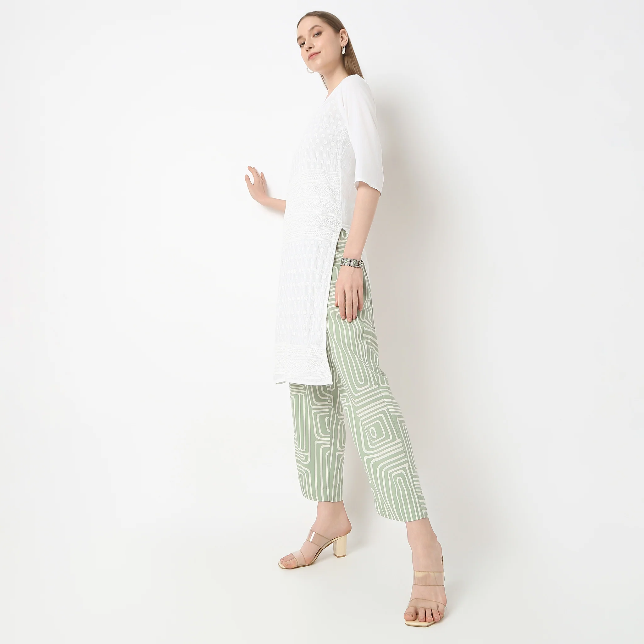Straight Fit Printed Below Knee Pants