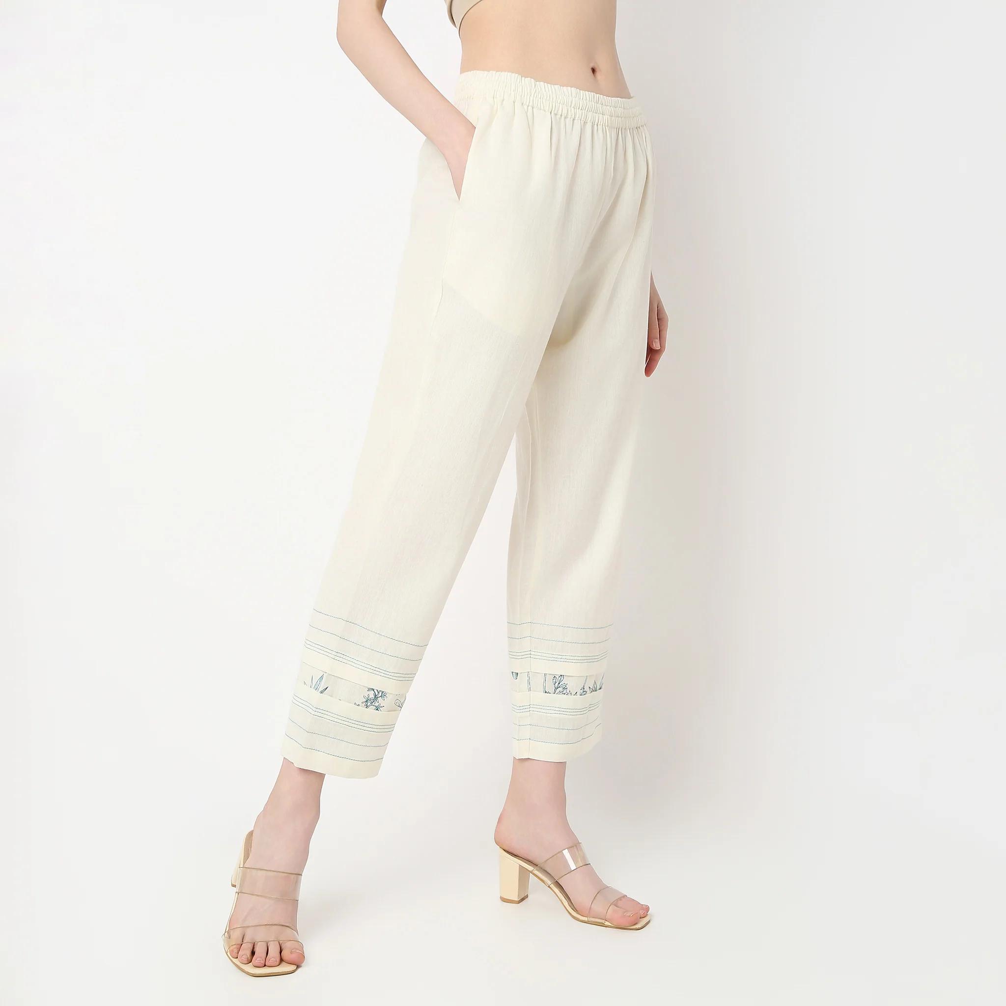 Straight Fit Printed Below Knee Pants - Image 5