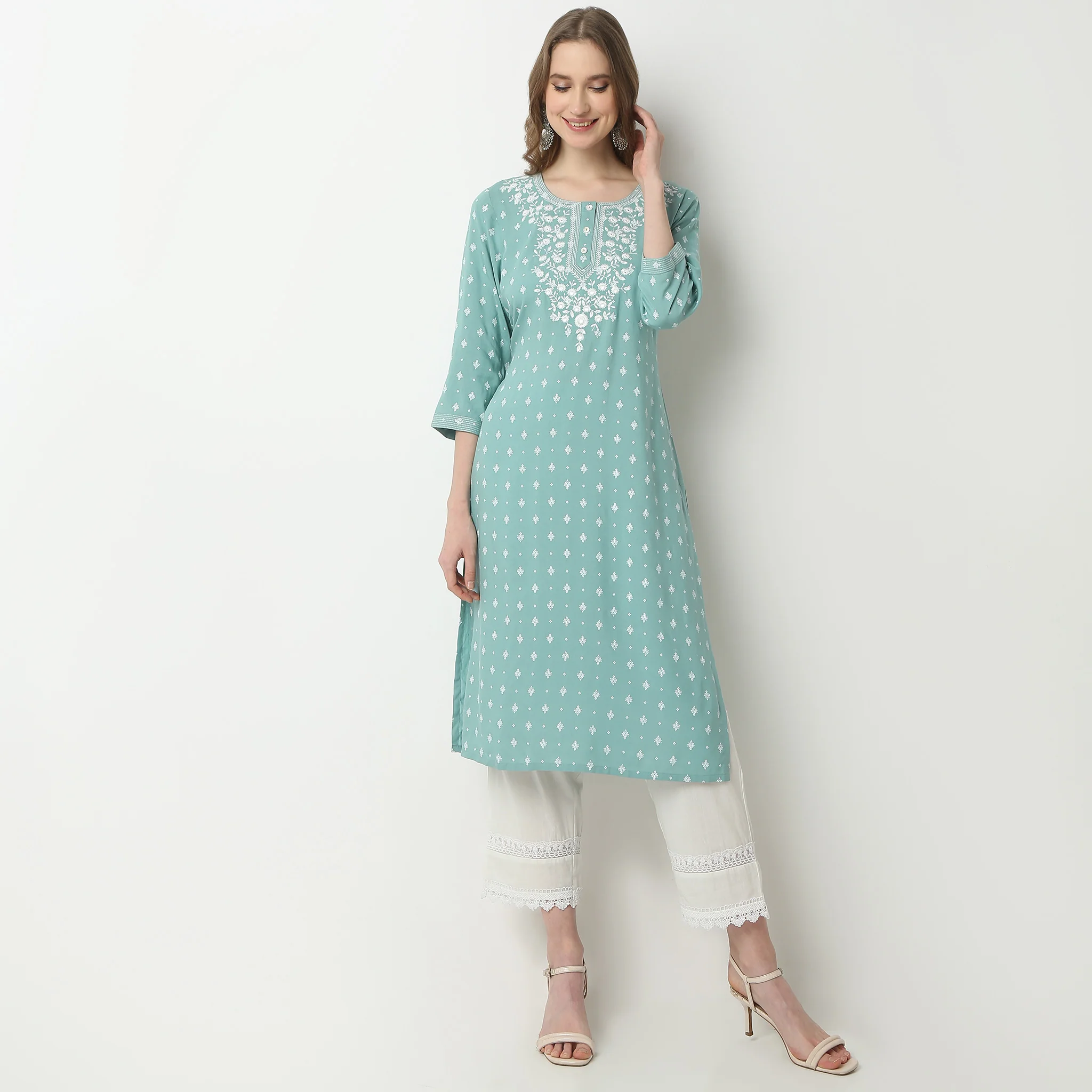 Straight Fit Printed Embroidered Yoke Below Knee Kurta
