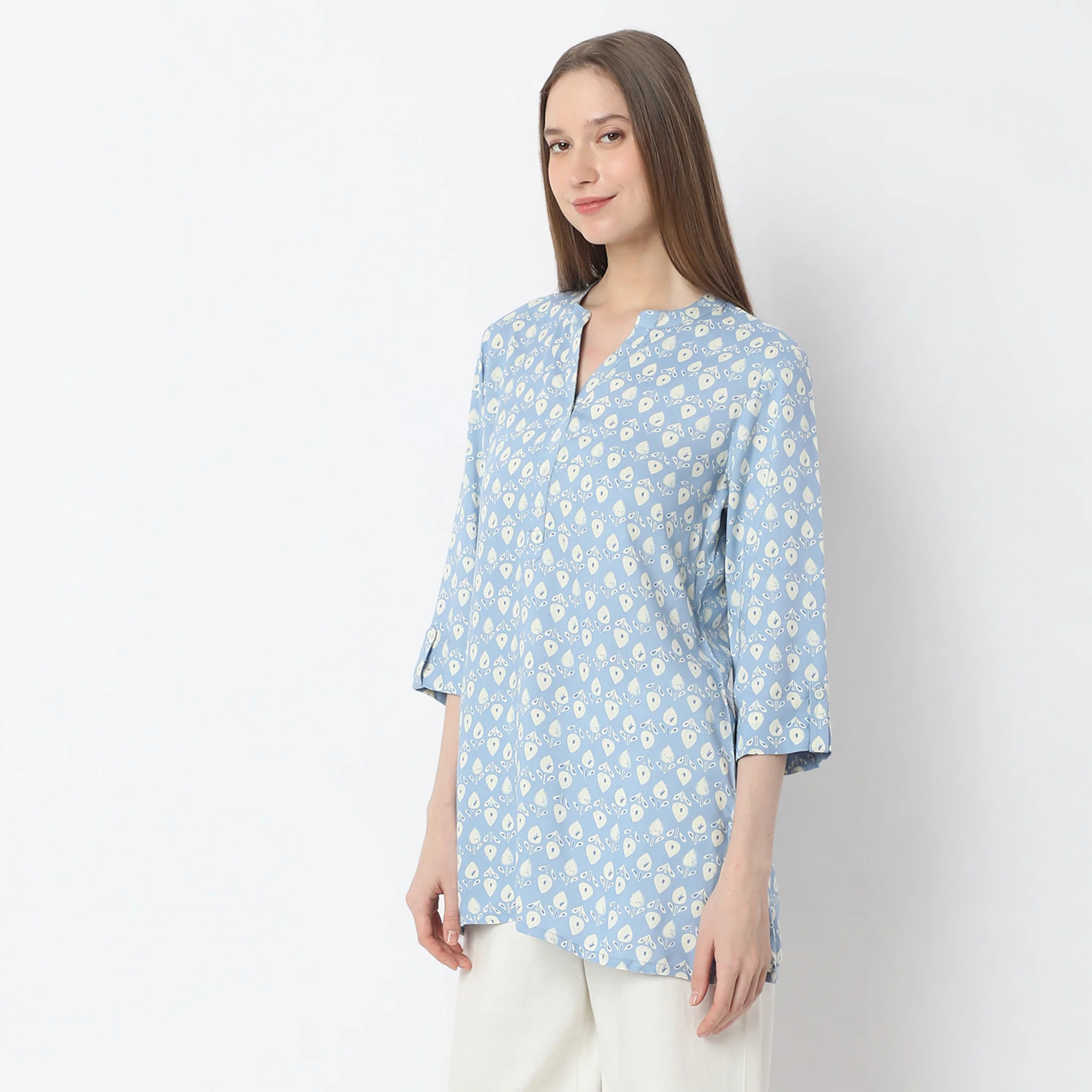 Printed Band Neck Kurta - Image 4