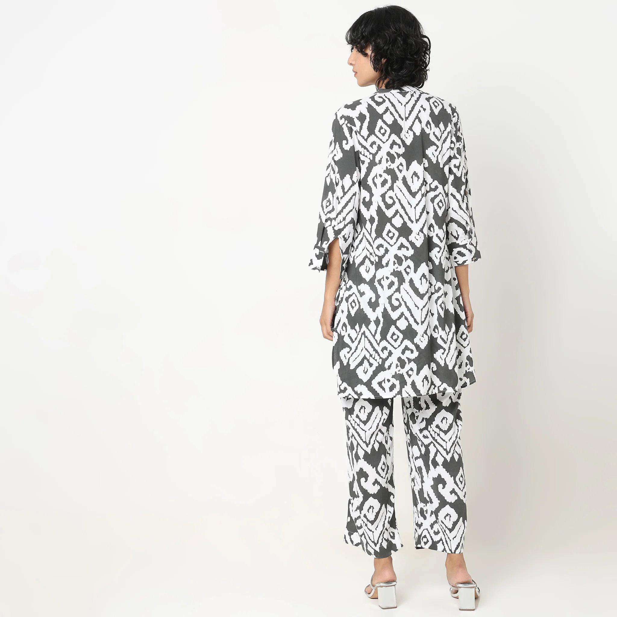 Straight Fit Printed Top With Pant Co-Ords - Image 3