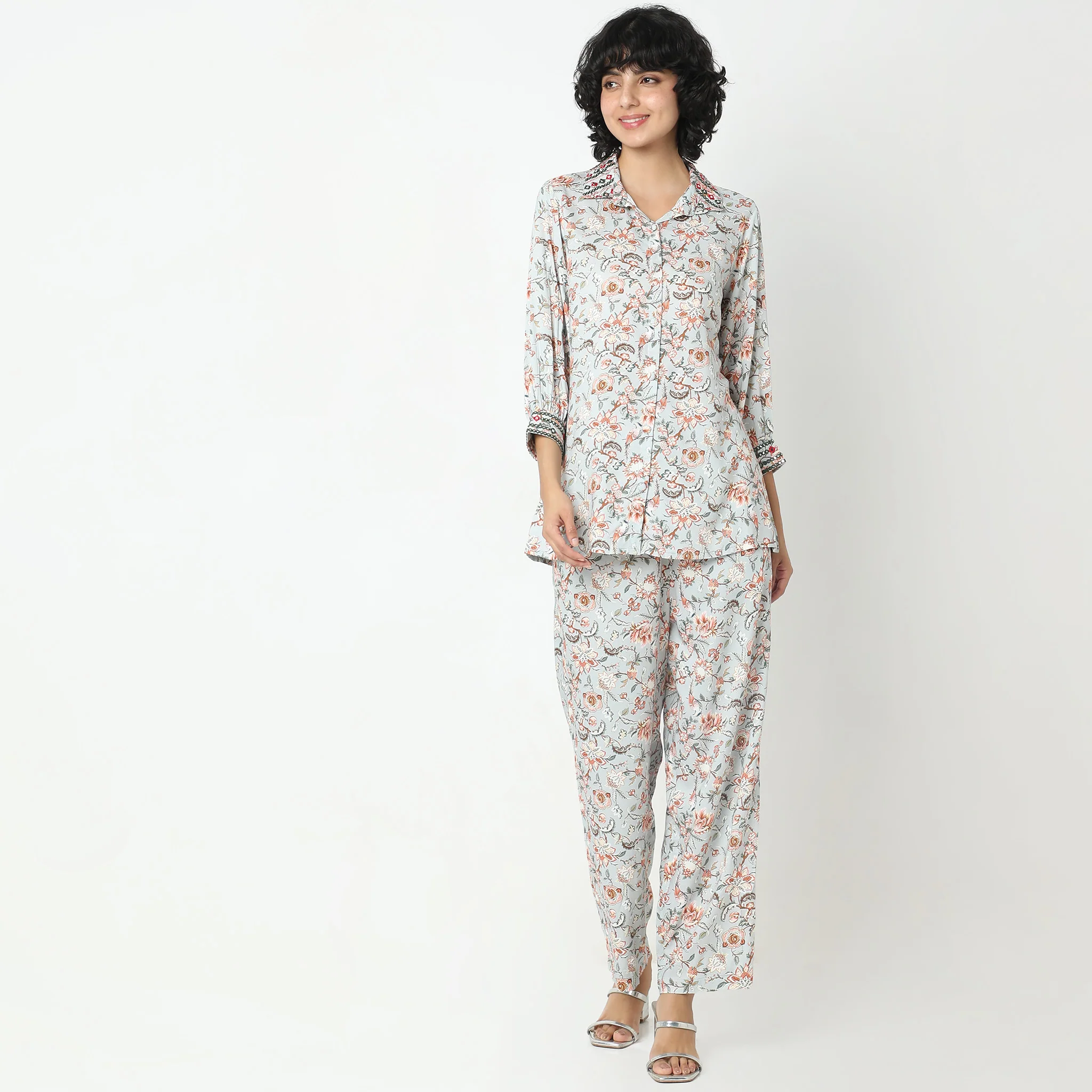 Straight Fit Printed Tunic Shirt With Pant Set - Image 2