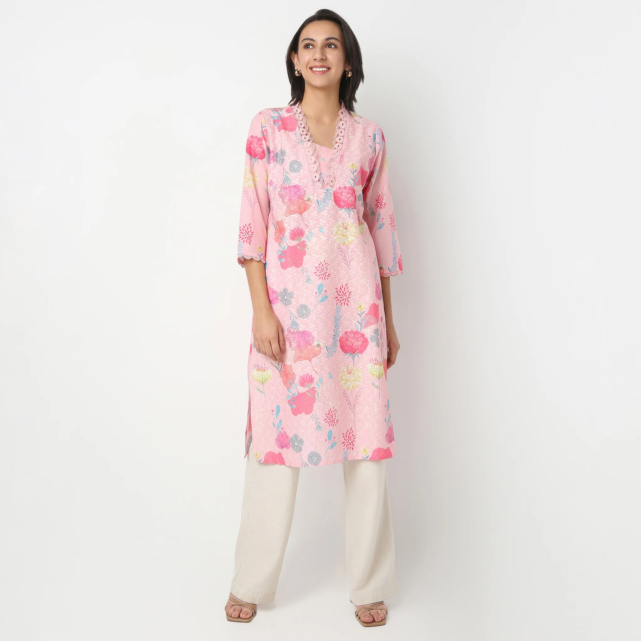 V-Neck Below Knee Three-Fourth Sleeve Straight Fit Printed Kurta - Image 2