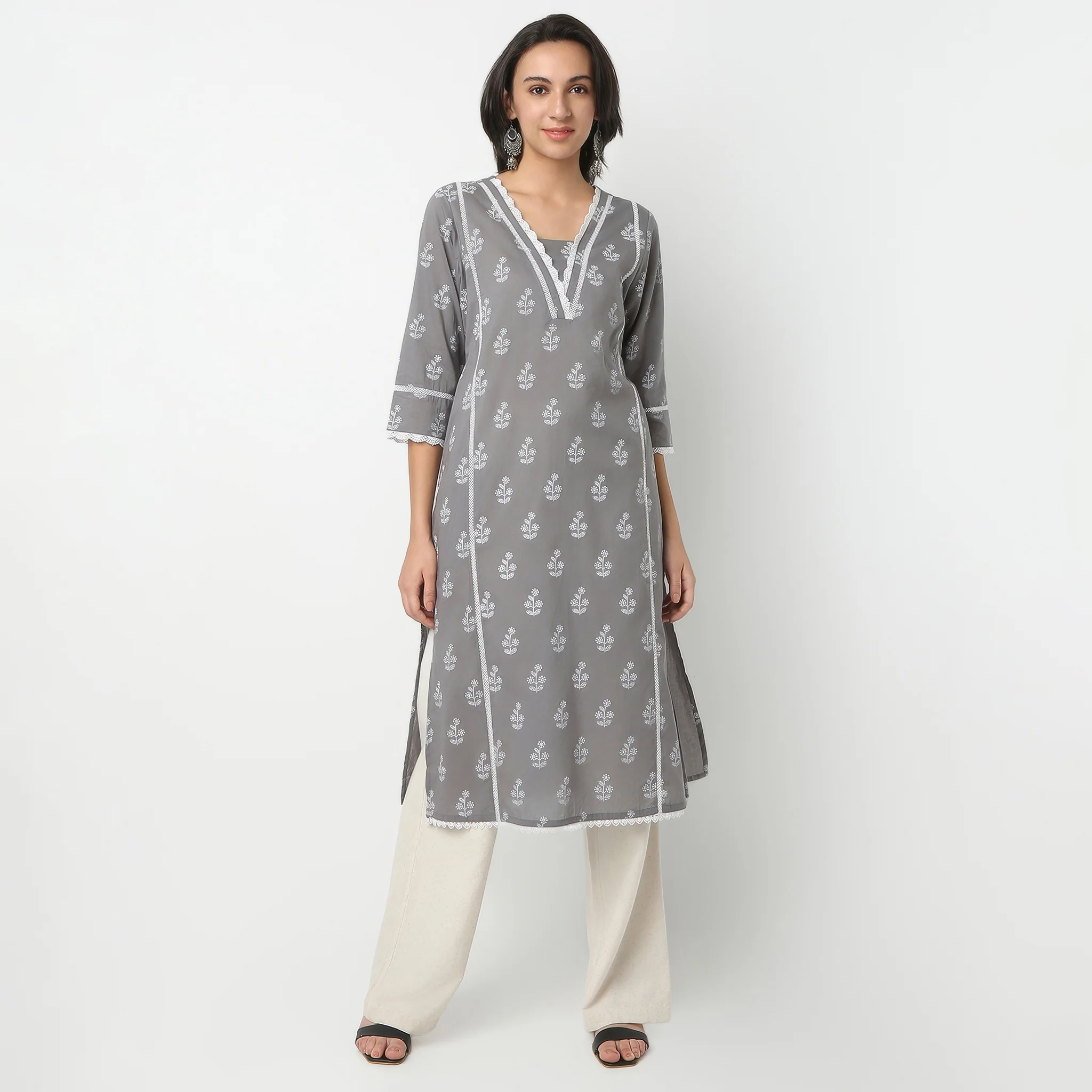 V-Neck Below Knee Three-Fourth Sleeve Straight Fit Printed Kurta - Image 2