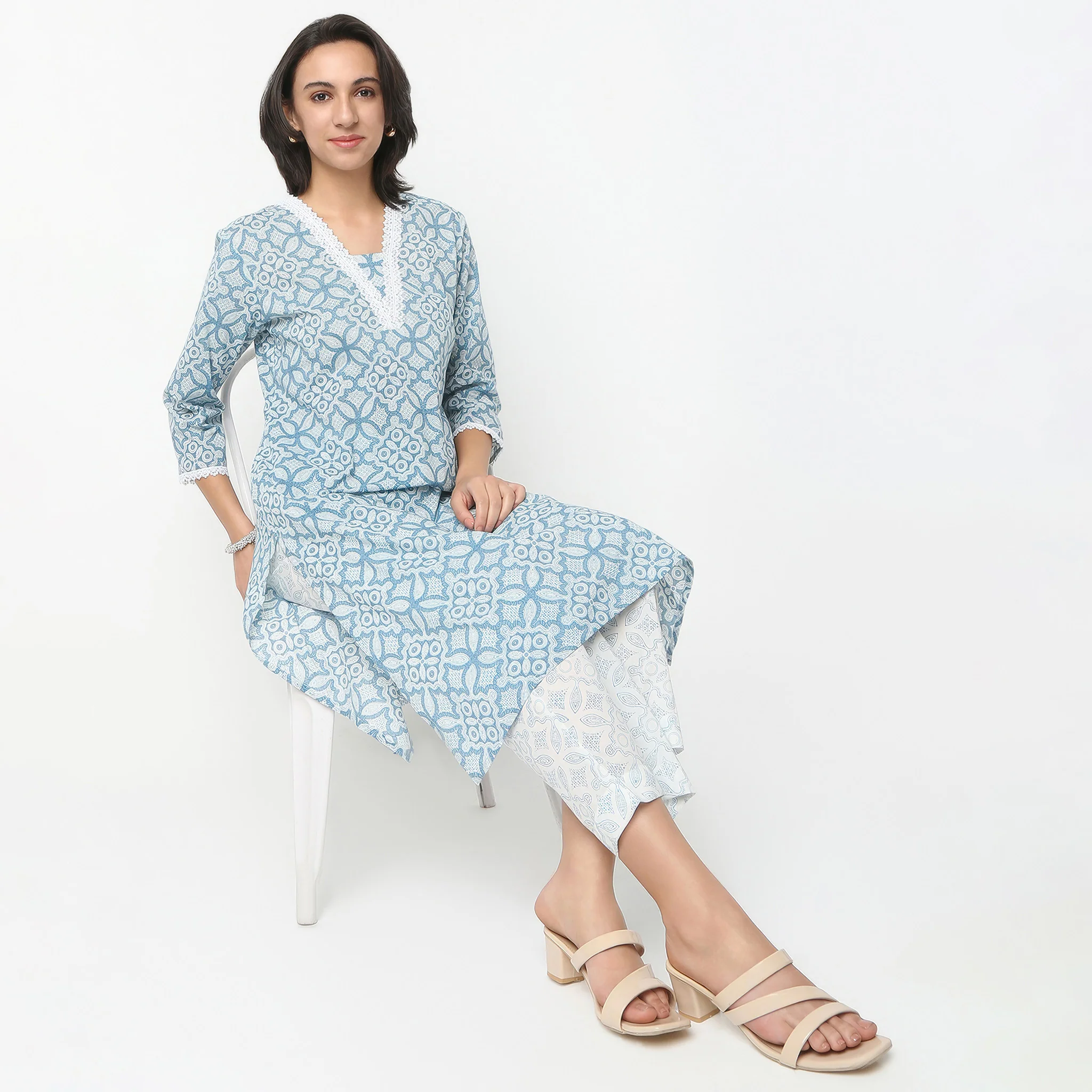 V-Neck Three-Fourth Sleeve Straight Fit Printed Kurta With Pant Set