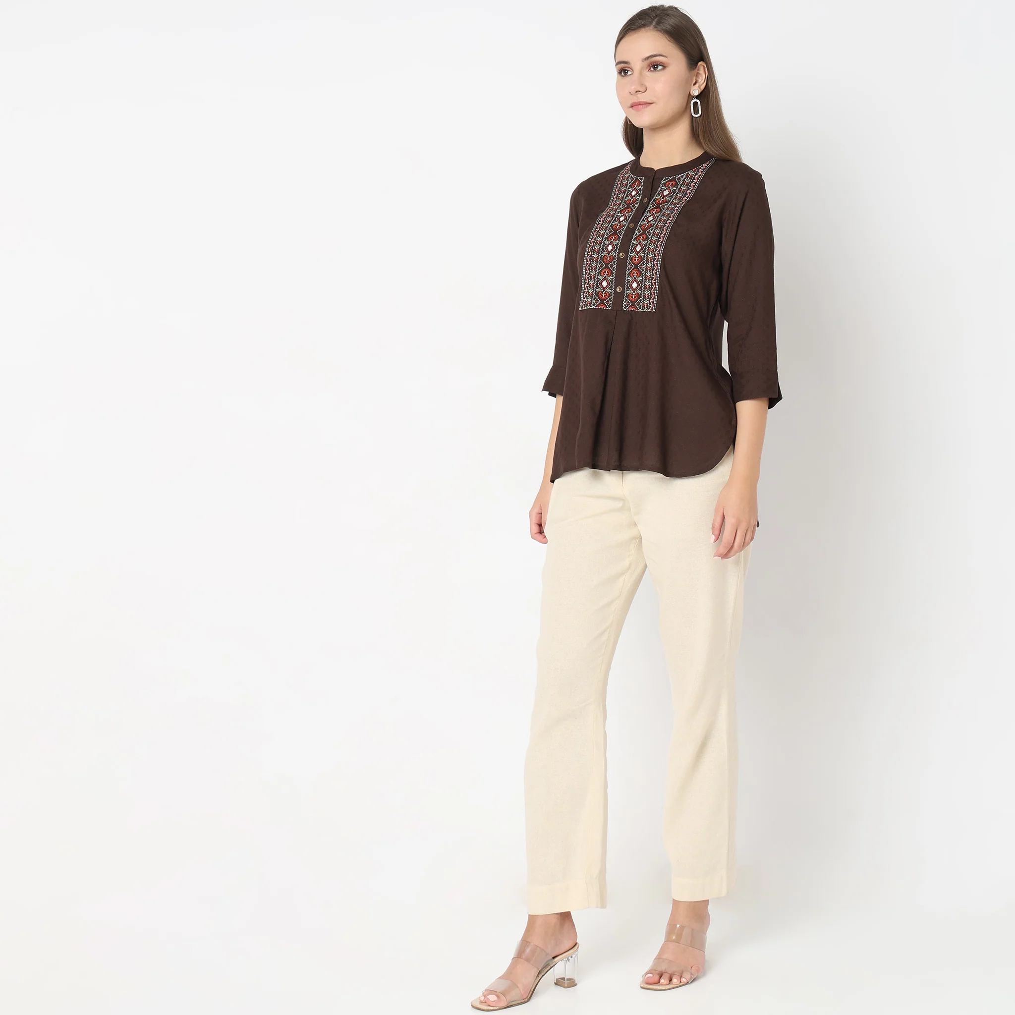 Straight Fit Solid Kurta - Image 5
