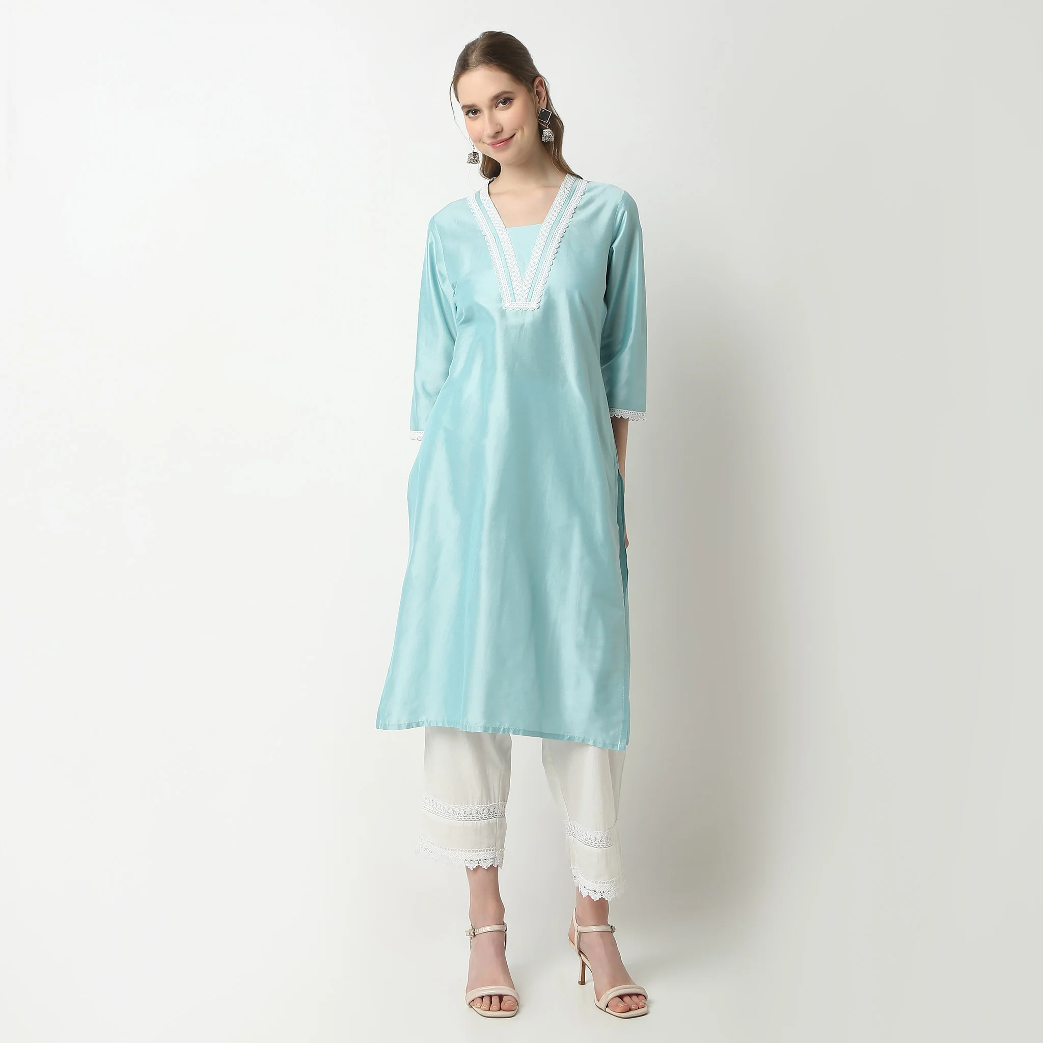 Straight Fit V-Neck Embroidered Below Knee Kurta - Image 2