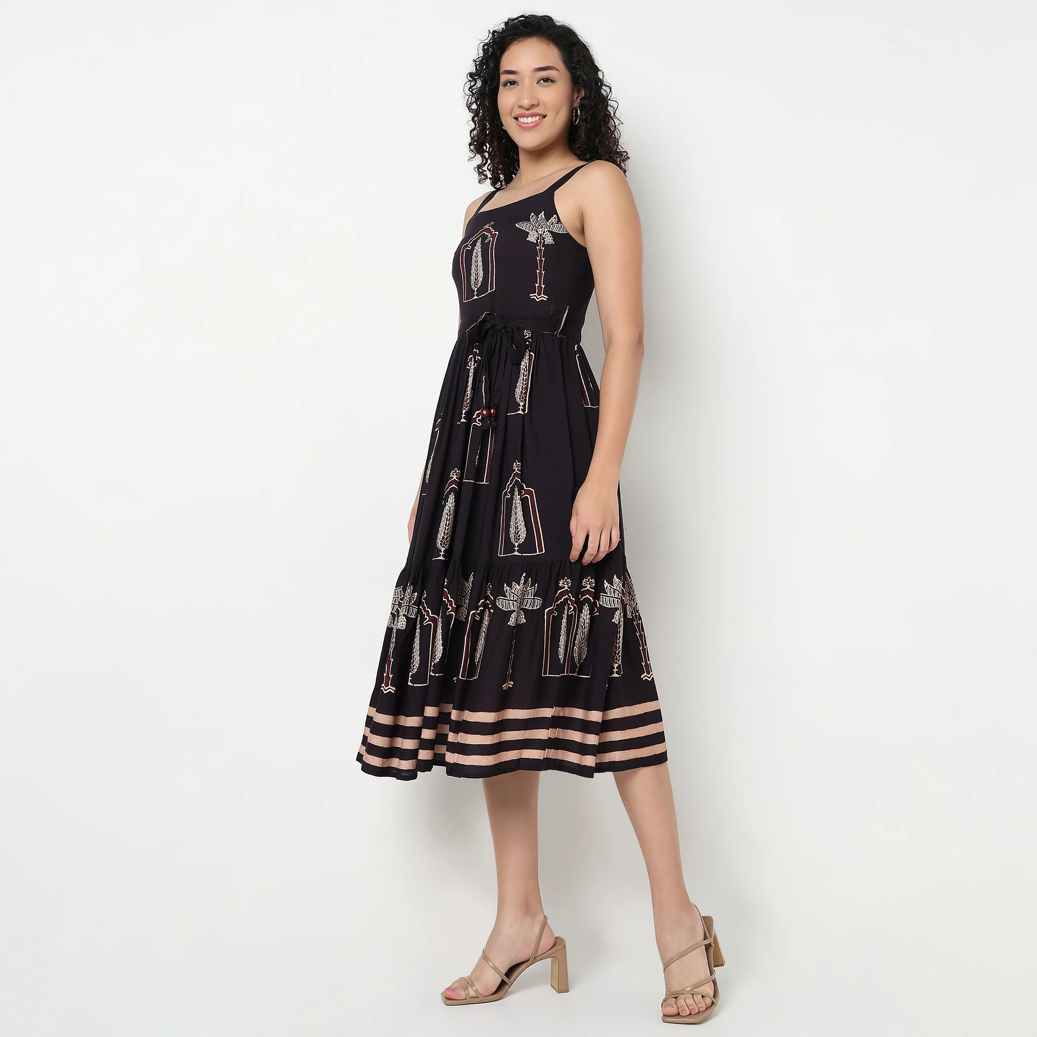 Printed Strappy Tiered Dress - Image 5